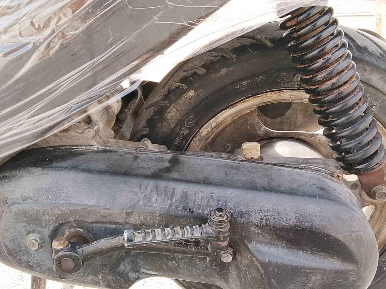 السلام عليكم.... دراجه بطه للبيع  دراجه ما ناقصه برغي شلعه او معدل دراجه واحد على واحد ....... مكينه ناعمه دك فوك60 شلعته فول مكينه نضيفه عداد سرعه عداد البانزين  اشاير حورن كلا شغال قفل جنطه قفل استيرن  لايت امامي سلف هندر واحد تشتغل جك نص كلا شغال وضع بلادي.. تاخذه تترحملي عليه...... المكان النجف.... الرقم *********** السعر خاص شراي شلع عيوني 🤝🏼او دراجه احله من ما تشوف بصوره  ♥🌺
