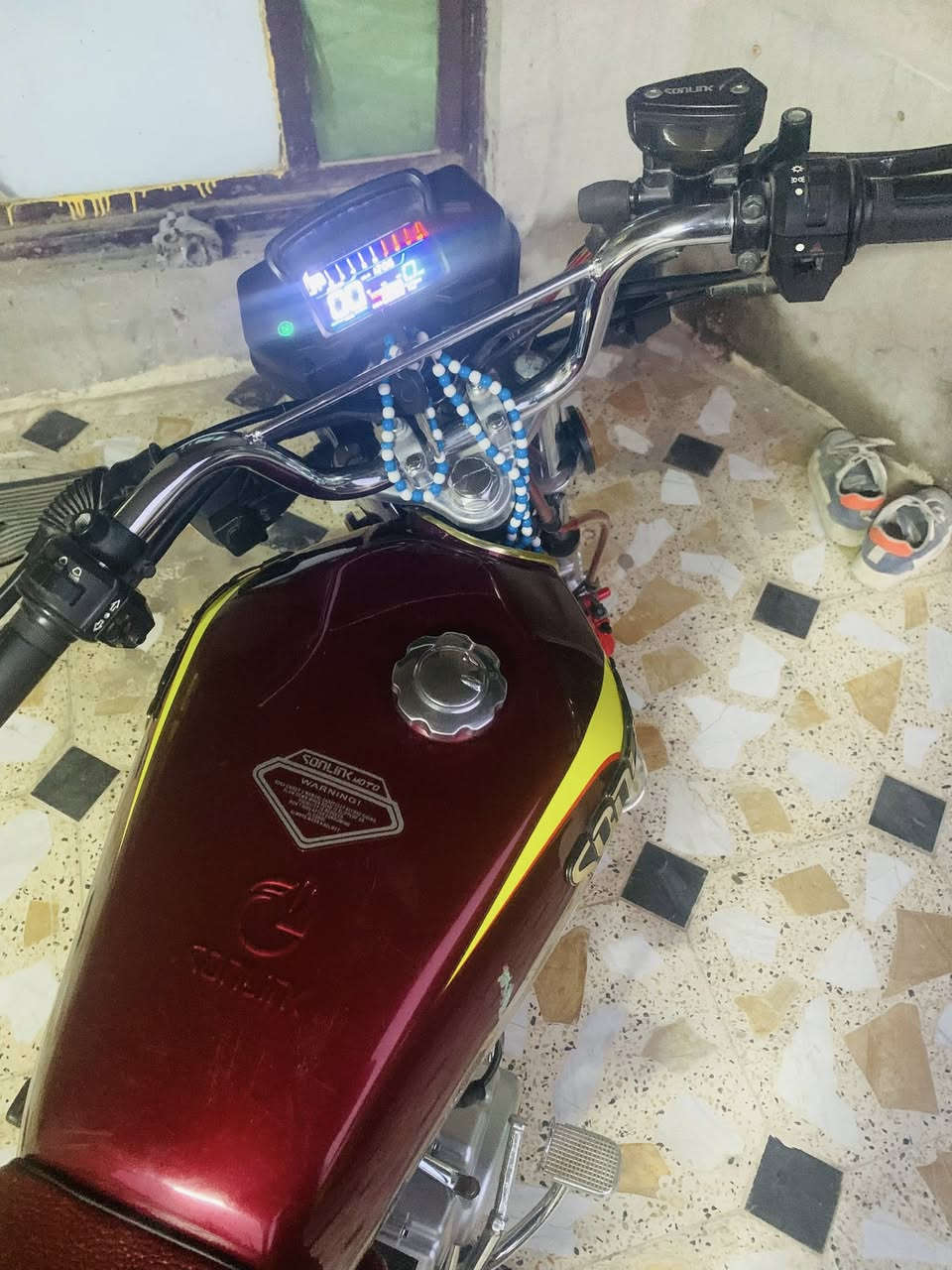 ايراني ٤ كير ٢٠٢٤ دراجه ما ماشيه هواي جديده بعدهه السعر ٨٠٠ قفل السبب دراجه نضيفه كلش مكاني بسمايه  بغداد ***********
