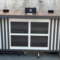 ميز مكتبي جديد عنوان بغداد عامريه  للتواصل 07706341618