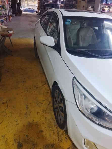 السلام عليكم اكسنت موديل 2017 خليجي ماشيه 125 الف سياره جديده بانوراما تبريد ممتاز اشاير بالمري تحكم ستيرن  وكل نقص مابيه وسونار موجود السعر 124 وبيه مجال العنوان بغداد الدوره ***********
