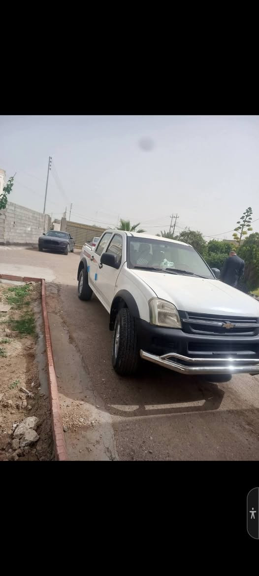 للبيع شوفرليت لوف مكينه وكير بلادي ٦ كير عادي مكاني كركوك السعر ٥٥ وبيها مجال 
الرقم ***********
