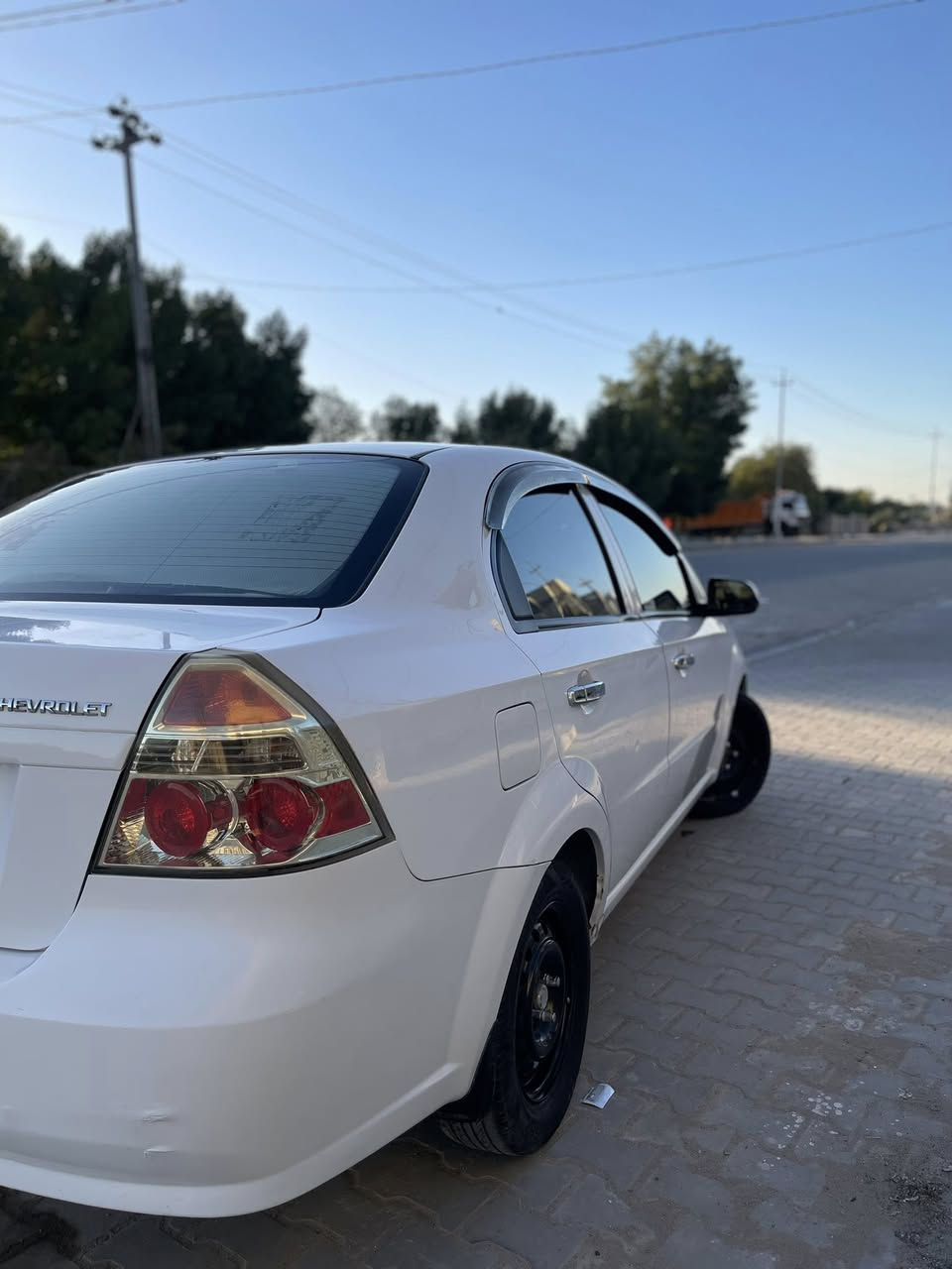 السلام عليكم للبيع افيو موديل 2011 فول كهربائيات سياره جديده مكفوله من ضربه فقط بارد مثل موضح بصور سياره مناقصه شي مكان السياره نجف كوفه السعر 80 وبيه مجال التواصل ع الرقم ***********
