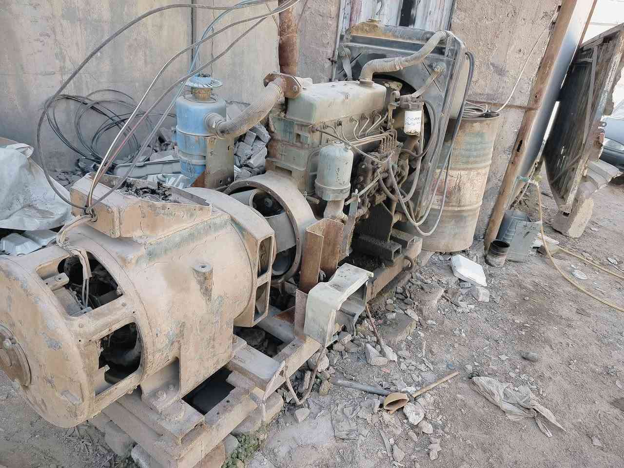 ابو ردين سته سلندر جاهزه
راس توليد الماني كزايتر 100 كي في 

للبيع بلنجف حي الصناعي ***********
