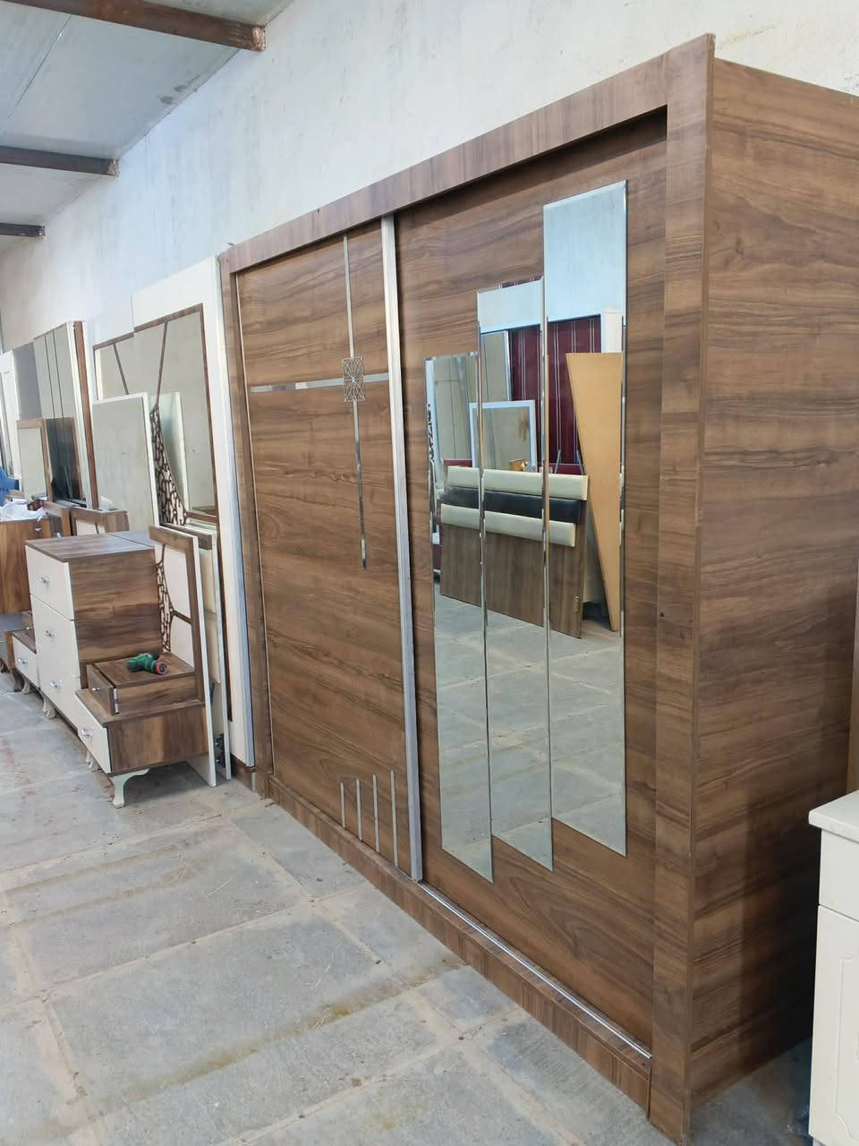 غرفه نوم تركي 🇹🇷🔥 
مستخدم كنتور سلايت 
5قطع نضافة 95 💯 
السعر 400 قفللل مع شد ونقل مجاني محافظات كروه🚛🧑‍🔧


**إذا كنت صاحب هذا الإعلان وتريد حذفه لأي سبب، رجاءا أرسل رسالة إلى الدعم الفني**