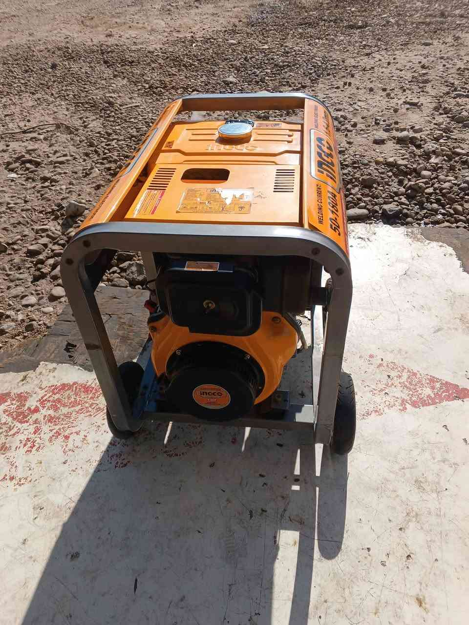 سلام عليكم للبيع سعر 800وبي مجال
***********
