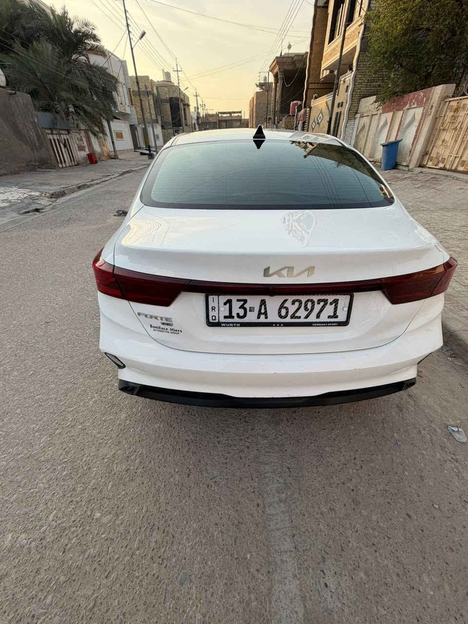السلام عليكم كيافورتي معوقين وكاله عامه مديل 24رقم انكليزي السياره ماشيه 50تخم تاير جديد سياره عله وضع الشركه حادثه بدون ايرباك الاستفسار ***********
