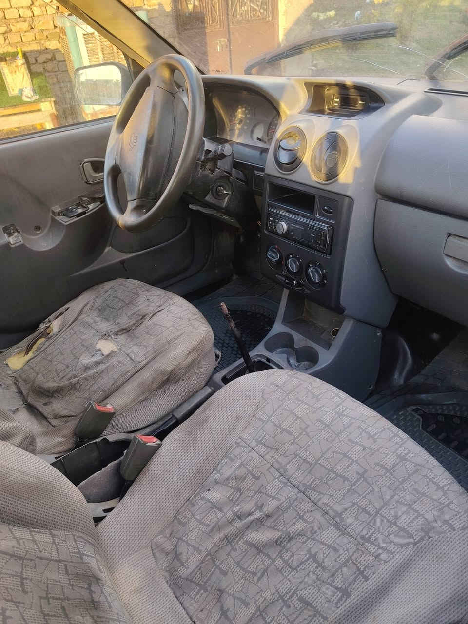 سلام عليكم سايبه موديل ١٢ رقم صدامي مكينه كايمه وصاصي من صفحت اليمنة يرادلة تعمير وراعيهة موجود سنوية صاقطة من ٢٣ هيئة مدفوعة من ال١٨  سعر ٧ وبيهه مجال المكان تاجي رقم ***********
