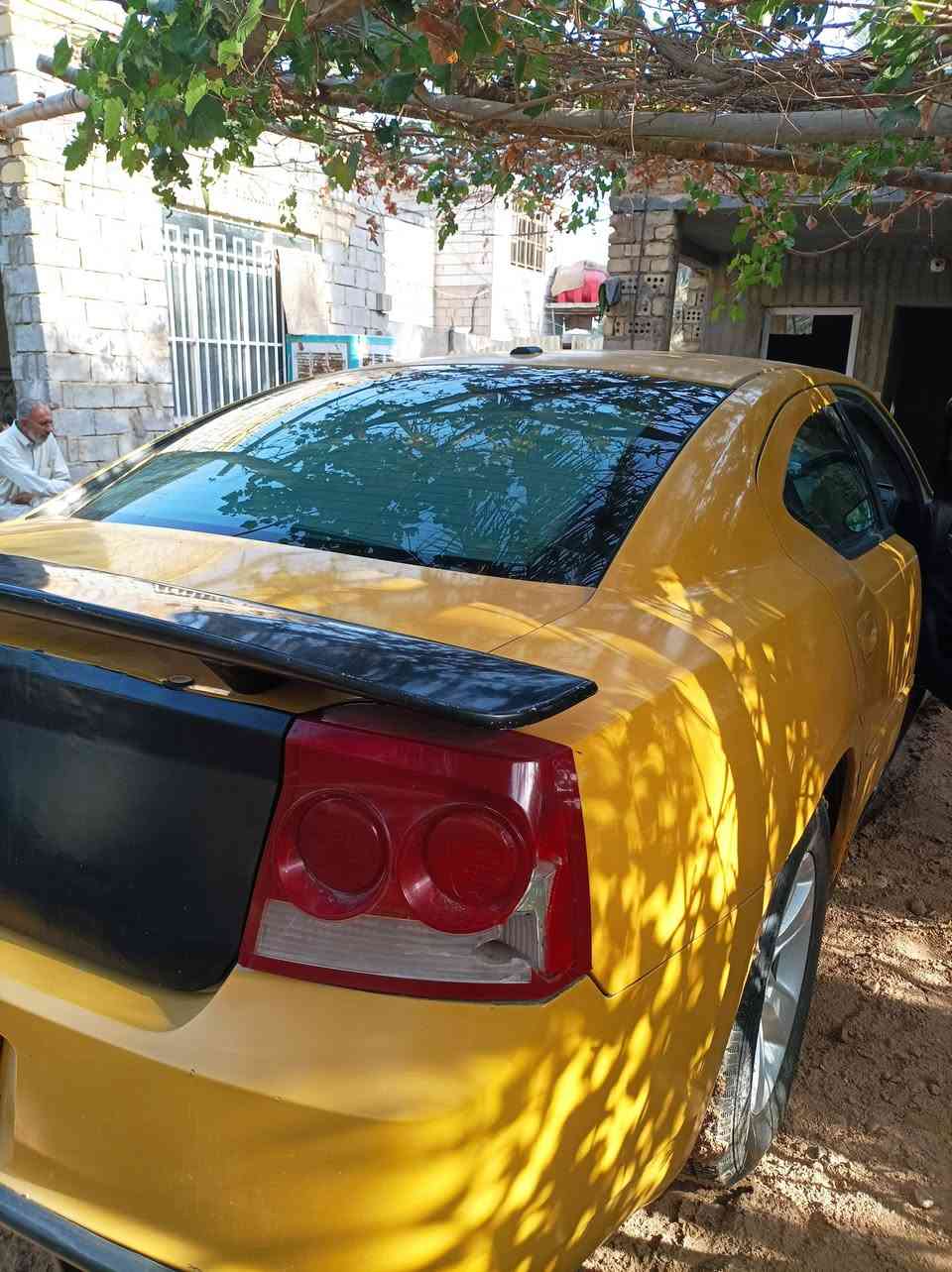 السلام عليكم جارجر للبيع 2010 رقم انكلييزي خطه ناصرية  رقمه نجف  رقم الهاتف ***********
