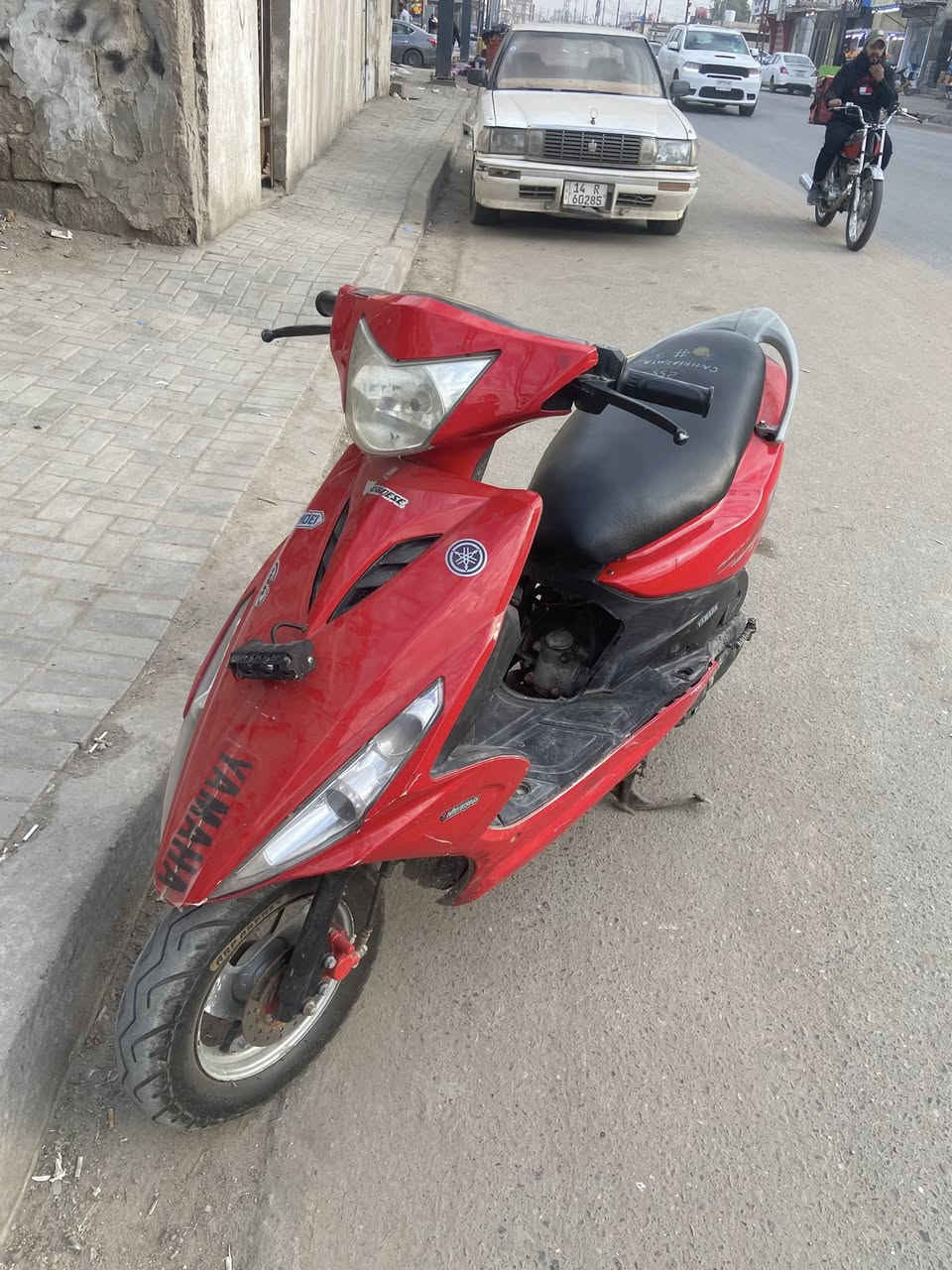 مضلع ياباني للبيع سعر 550 وبيه مجال قليل كلجات امامي رياضي كزوز FM رياضي سلف هندر اشاير سطاب شغالات تايرات نضيفات قفل ستيرن دبلات نضيفات اريد اروح للزيارة واريد ابيعه مكاني المعقل ***********
