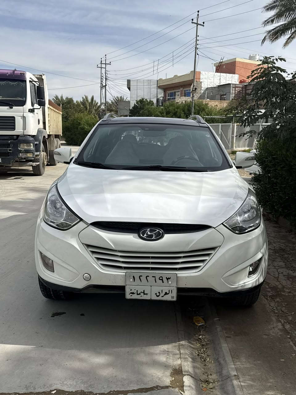 سلام عليكم هونداي تكسون موديل 2012   ماشيه 192   كير ومحرك وصدر بشرط   السياره فول موصفات 
بيها قطعتين جاملغ سكن تبديل بلاد.  وبنيد مفتوح وصور السونار موجوده السعر 135 وبيها مجال.  
العنوان ديالى  خانقين 
***********
