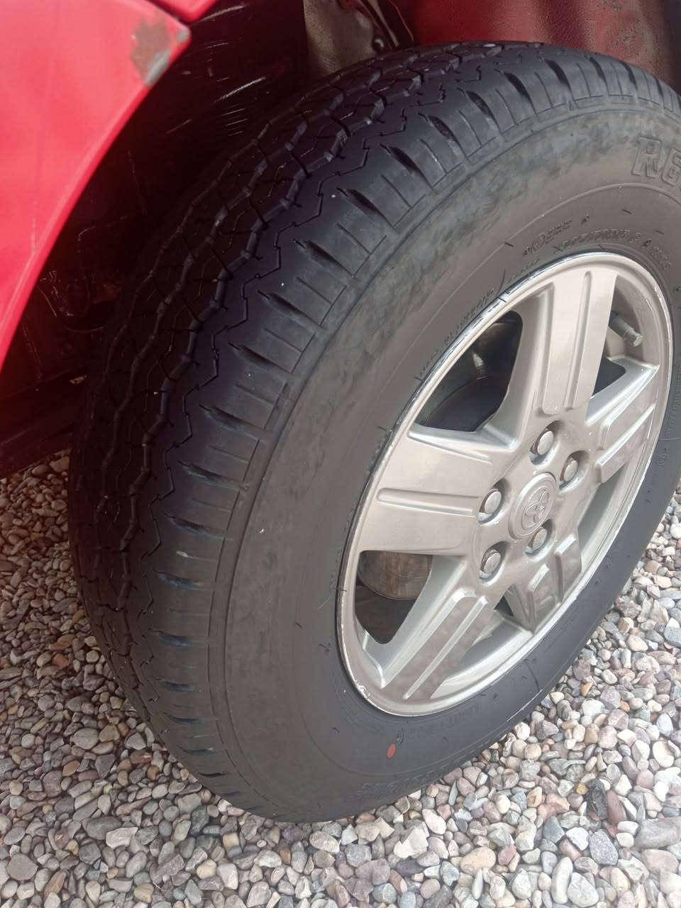 يالله سلام وعليكم بيكم 2014 رقم بصره شاصي 12 سياره بيهه شويه بلحوظ كما مظح وبيهه بدايت تنقيص تخم تاير حداديه جديده سياره خير من الله المكان البصره الدير الاستفسار ***********
