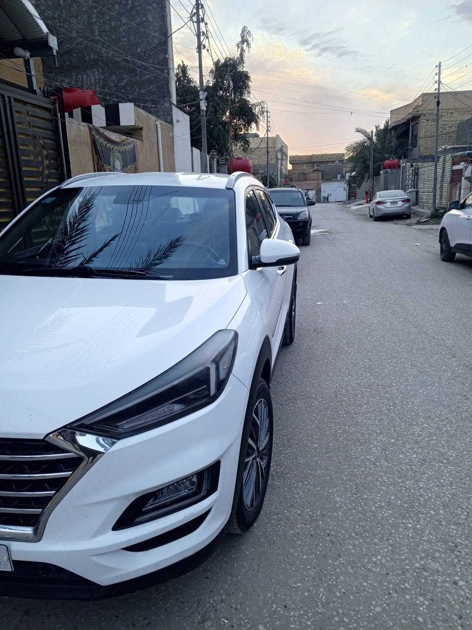 السلام عليكم
للبيع توسان رقم بغداد انكليزي موديل 2019 باسمي فول مواصفات عدى الفتحه 
بصمة ابواب وبصمة تشغيل
حساسات امامي وخلفي
كامرة امامي وخلفي
شاشة كبيره
كشنات جلد تحكم كهربائي الاماميات
دشبول صاج
لايت ست عدسات وعدسه دواره ويه الستيرن
فول تحكم استيرن مثبت سرعة
قطعتين تبريد
ماشيه 152

السياره بيه بارد على كد شبر واحد بالجاملغ الخلفي الأيمن واثنين شخوط مكحلات بالباب الخلفي الايمن
المكان بابل
السعر200 وبيه مجال
***********
