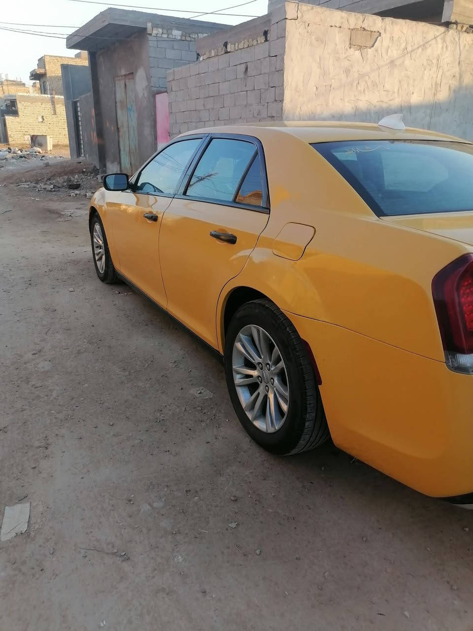 السلام عليكم
اوباما موديل ٢١ صفره رقم بغداد دولي الجديد بسمي سعره ١٦٥ ورقه وبيه مجال حك الجيه محركه ٣٦٠٠ مكان السيارة ميسان رقمي *********** مصطفى خطها موصل بغداد صور الحادث ناشره
