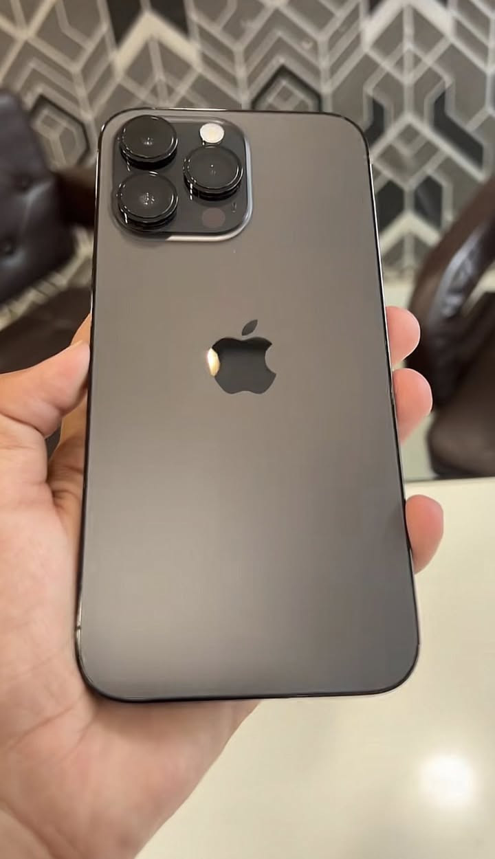 السلام عليكم
ايفون ‏iPhone 14 Pro Max

ذاكره 128

تك سيم

ZZAالمرغوب 

لون المميز ومرغوب اسود 🖤￼

الجهاز فول فول نضافه جلخ ما بي

مبدل شاشه اصليه وبطاريه اصليه فول ✅

فقط  الجهاز كلو شرط 

السعر 490🔥وبي مجال 

شراي عل رقم ما متواجد عل فيس كثير

العنوان موصل الأيسر 

***********
