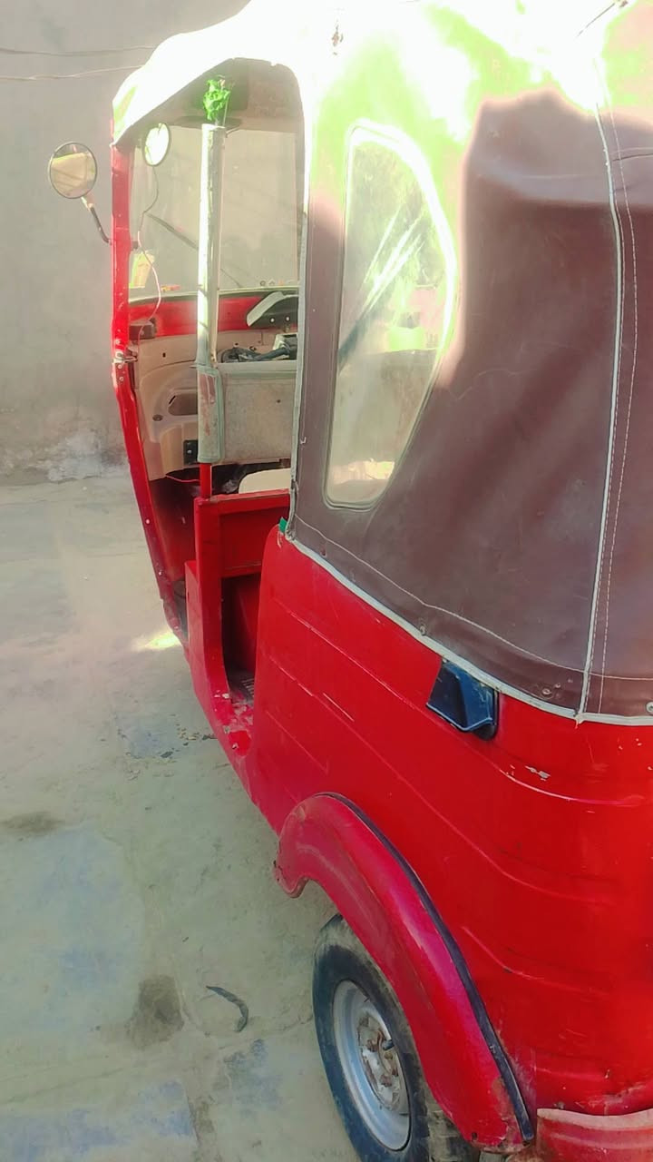 تكتك للبيع موديل 18 شهر 10 مكينته 20 اوراق اصولي مكاني ديوانيه سومر السعر 3600 وبيه مجال قليل ***********
