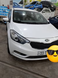 كيا سيراتو 2015الشركه الدولية خليجيه محرك 1600دوش السياره مكفوله ماعدا...