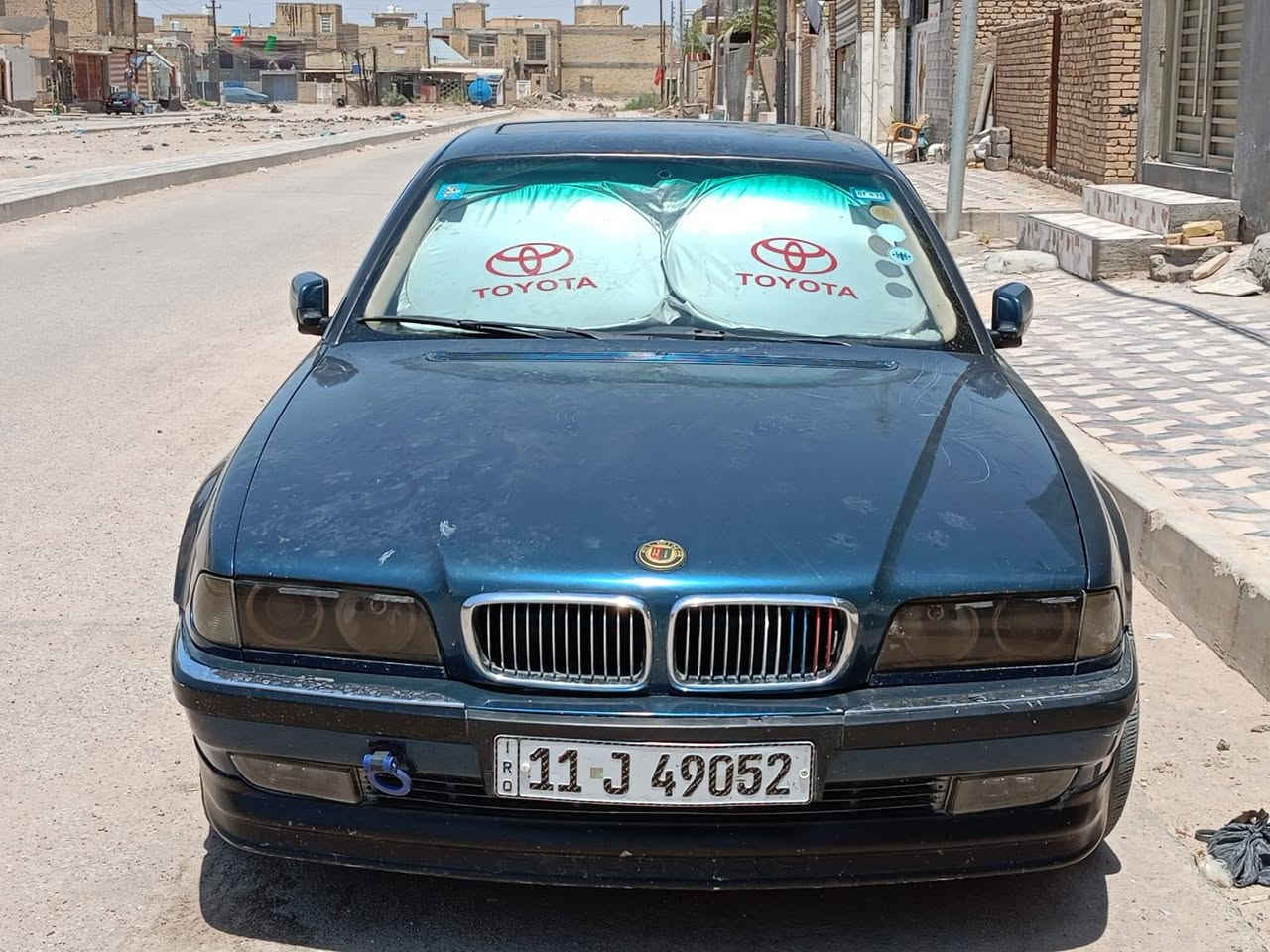 للبيع رقم بغداد بأسمي السعر ٩٠ السياره بلاد مامحورة مكينه ٨ سلندر للتواصل ***********
