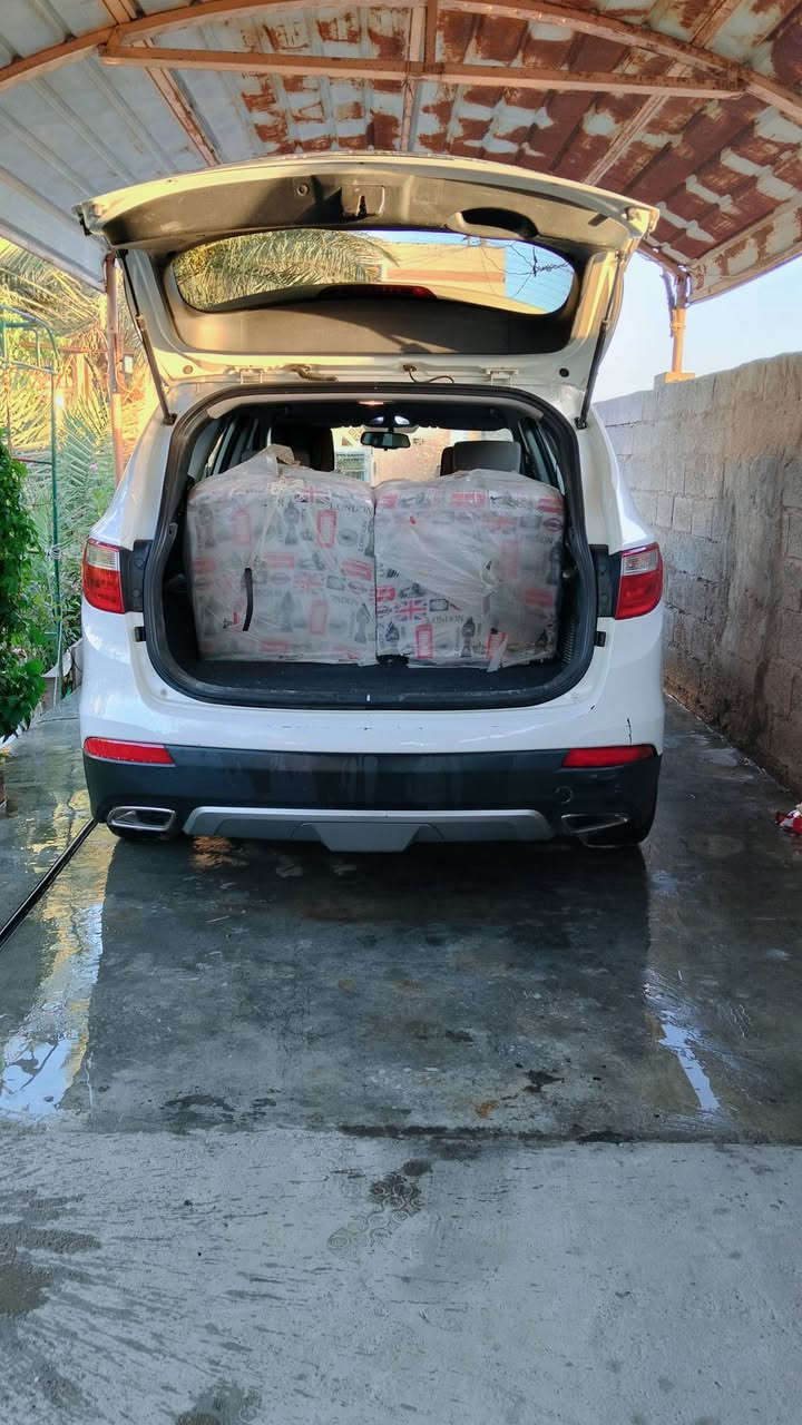 السلام عليكم عندي سنتافي موديل 16 رقم سلمانيه جديد عقد مرور وتحويل سعر 135سياره جاهزه  الي حب يجي خاص او رقمي ***********

