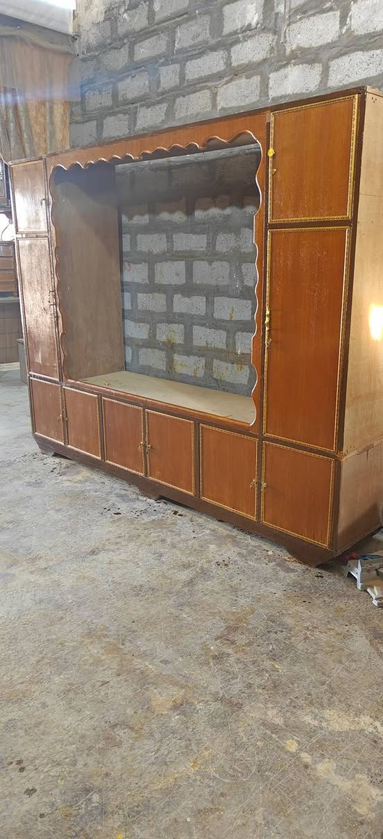 فضل الله توفر مجموعة كنتور كلاري ٣متر صاج تكمه فول نضافه العنوان شهربان طريق الصدور مقابل مدرسه نوفل السياحه مجاور اسواق نوفل ***********
