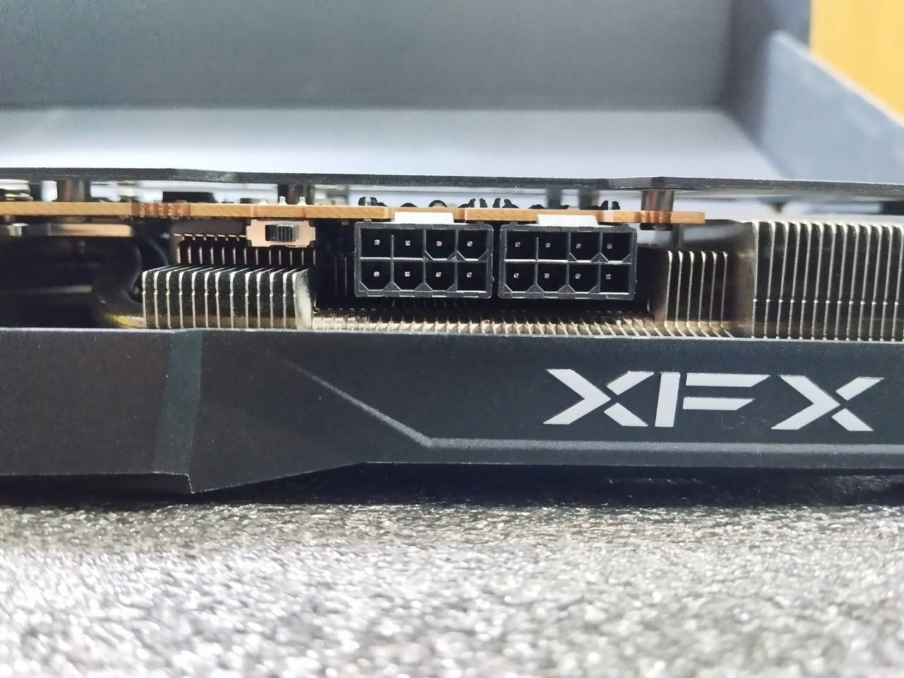 السلام عليكم
للبيع كرت شاشة نظيف Rx 6700xt 12g vram xfx swift309
من افضل كروت 2k الاقتصادية
استخدام سنتين والحراره 75 طبيعية من اشتريته جديد 
(السعر 450 الف )
للبيع باور سبلاي 600w من x-power (السعر 35) كلشي ما بي نظيف
للتواصل واتساب ***********
