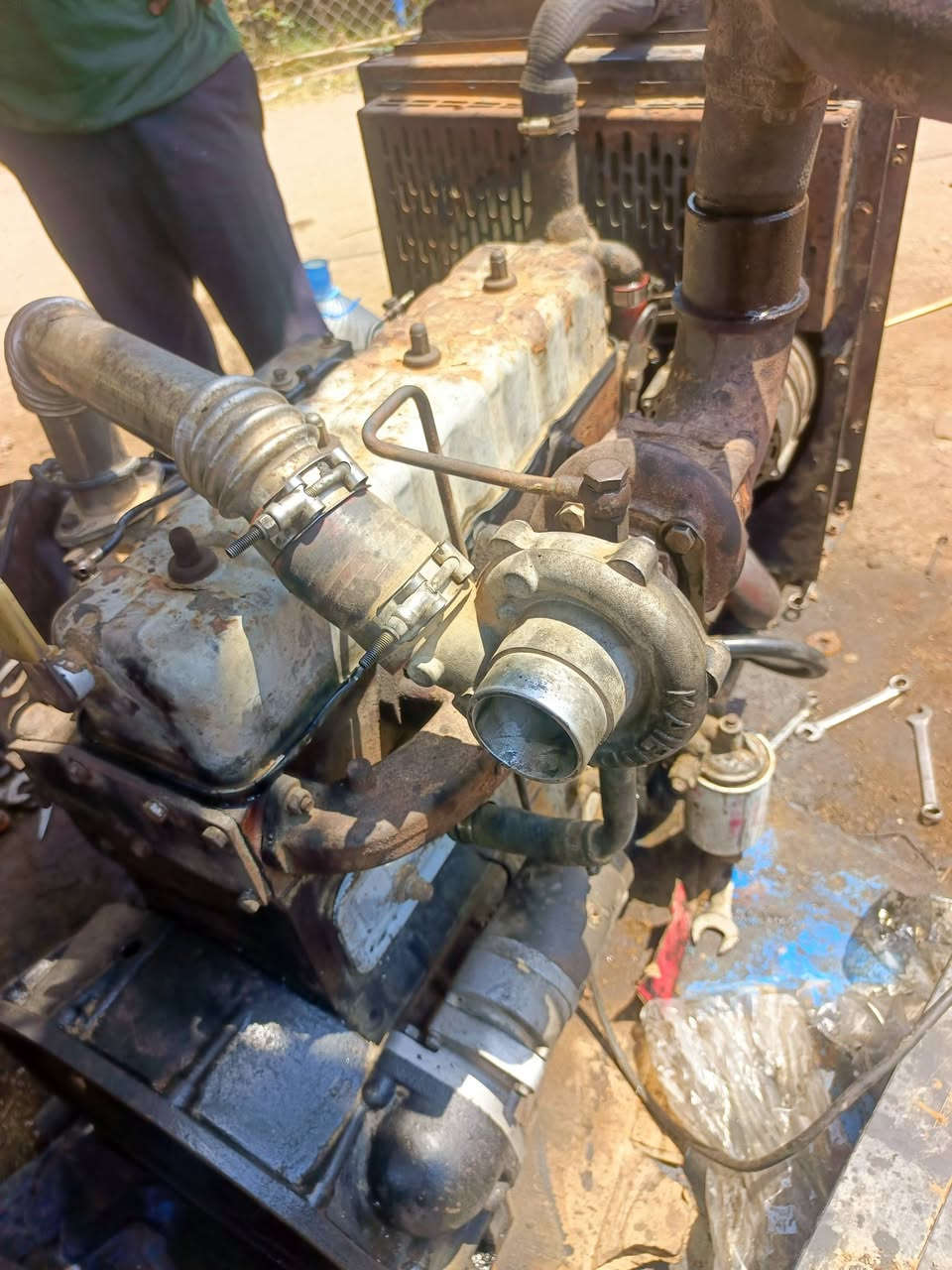 محرك بيركنز صيني سوبر حجم 4100تجفيت جديد كرنك ستندر
مكانه ميسان /طريق الكحلاء ***********
***********
