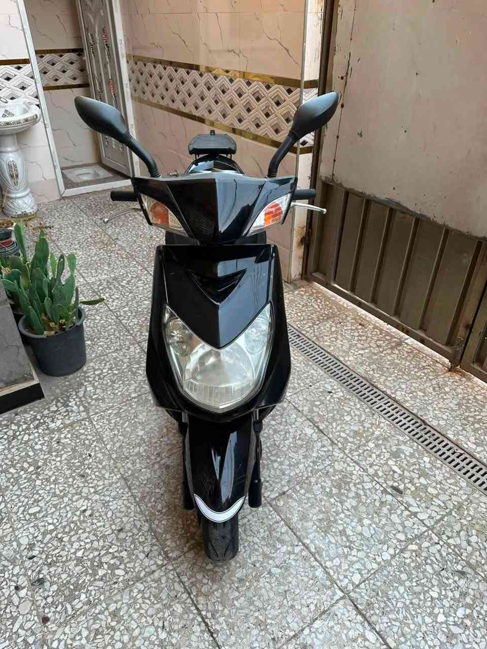 سكنس فحل ياباني قبق نفخ
دراجه جديدة كلها بلاديه مكفوله من كلشي مكاني بغداد سعر 950 مجال كلش قليل
***********
