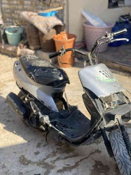 سلام عليكم دراجه 9 زروف ياماها 60
للبيع او لمراوس  شغاله كفرات موجوده كلشي شغال بس لكفر الأمامي مكصوص سعر 150وبي مجال بسيط رقم*********** مكان ديالى بعقوبه تحرير
