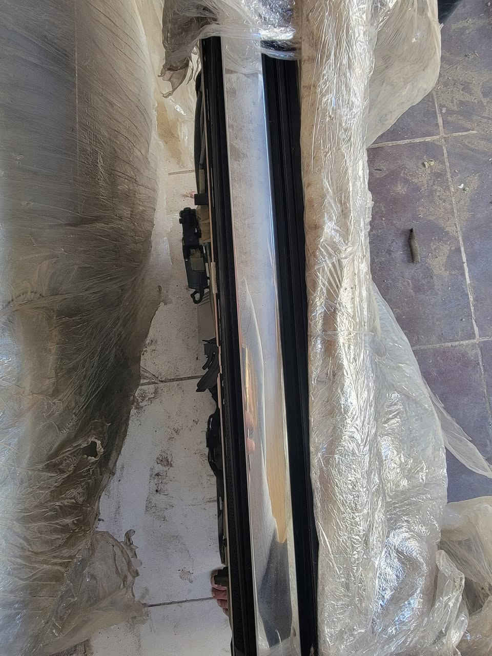 السلام عليكم اخوان متوفرة هاي الاغراض بيهن قطع برى وبيهن اغراض تفصيخ كله شغال وبسعر مناسب الي يريدهن او يحتاج شي منهن يدخل خاص او يتصل *********** وبعد اكو هواي اغراض دعاميات امامي خلفي لون ابيض،ومحرك خمسين مال قطع وكير خمسين مال قطع واغراض صدر وهواي امور اي شي تحتاج ادخل خاص وباسعار رمزية والماعنده ياخذ المحتاجه بلاش وممنون من الجميع
