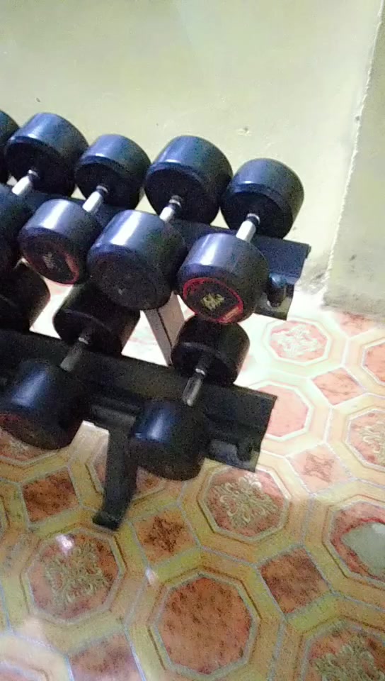 السلام عليكم  البيع  هاذا رقم الكابتن  مكلف  بلنشر اني  ***********
