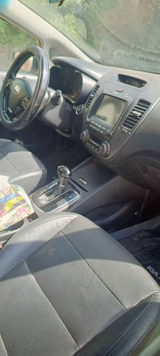 فورتي 17 بصمه تدفئة كشنات تبريد قطعت
ين مصبوغه 3 قطع اثر شخوط ابيع حزام حادثها سرقة  
بنيد وبالعراق بالجنطه خفيف السياره جاهزه من كل شي ومال جناي بأسمي رقم الماني سنويه لل2030 السعر 107 
*********** مكاني المحمودية Colombo, Sri Lanka
