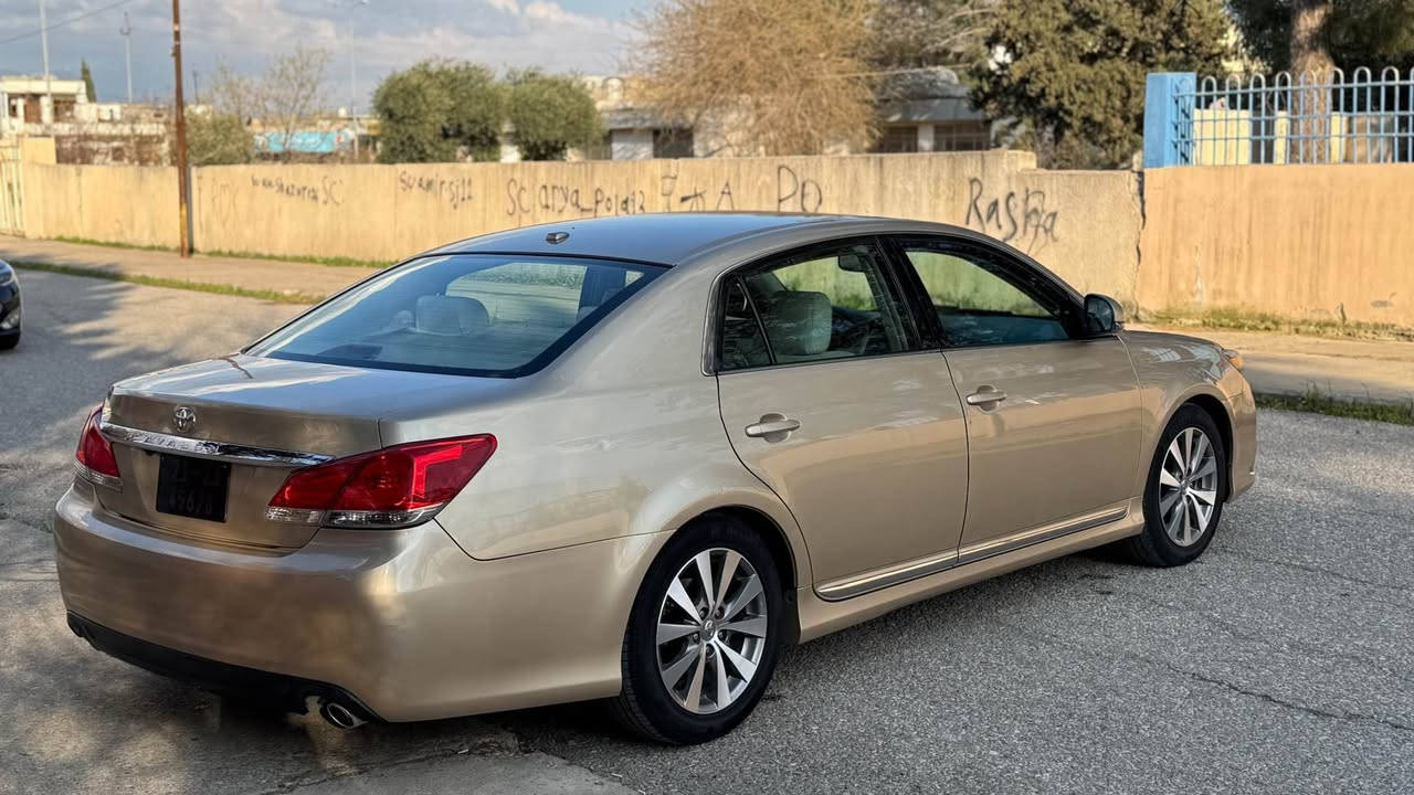 ئه ڤه لؤن ٢٠١١ ئه مريكي به سمه و په رده نيه علوجه سه ياره كه سلايت جلد ١بست بؤياخي هه يه شوختو جالي نيه گيرومه كينه به شه رت سعر٩٩گه لا ***********/*********** حلبجة, السليمانية
