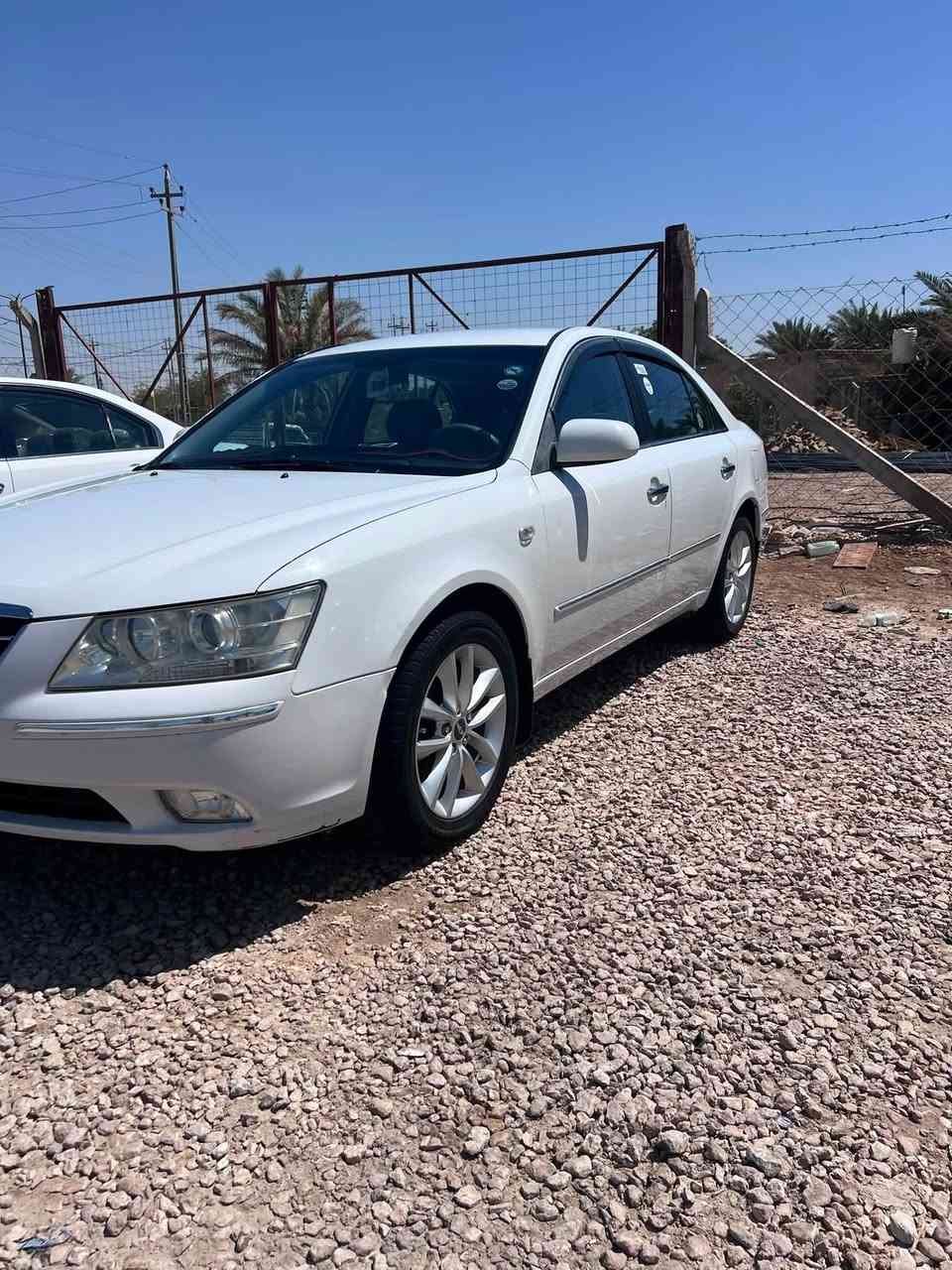 يالله سلام عليكم سوناتا للبيع موديل 2009
وارد كوري بيه باب صبغ وبيه باردات سونار موجود رقم نجف تحويل ثاني يوم مكينه ٢٠٠٠دوش جاهزه مكينه كير حداديه تخم تاير 
كله جاهزه تبريد ثلج ⛄️ ترايك وين مايعجبك 
السعر ١٠٠$بيه مجال مكان نجف ‭***********‬
