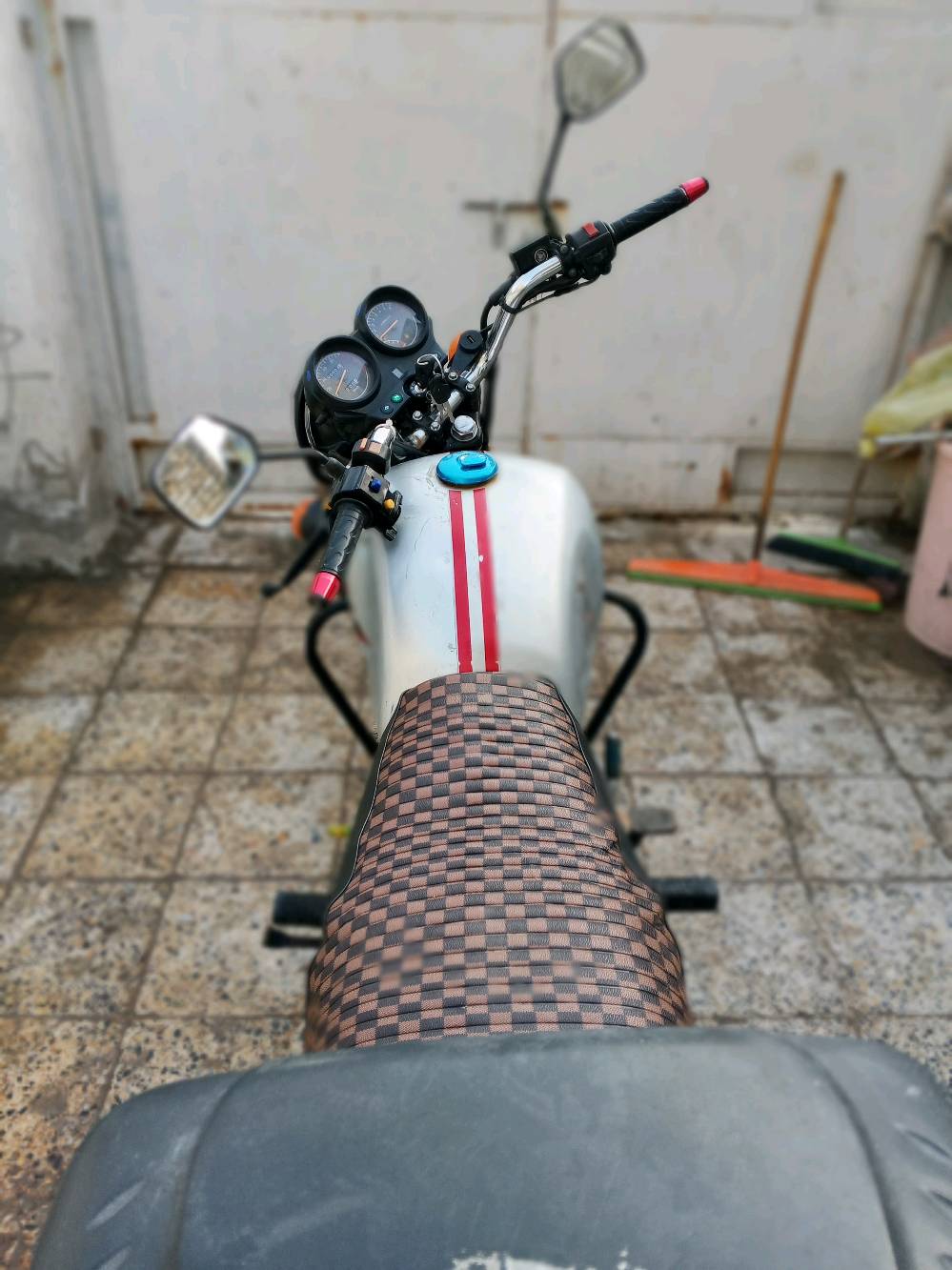 سلام عليكم  دراجة دايوان موديل 2021دراجة نضيفة جداً بيهة ملاحضات بصيطة والدراجة امجفتة تجفيت شركة دايون