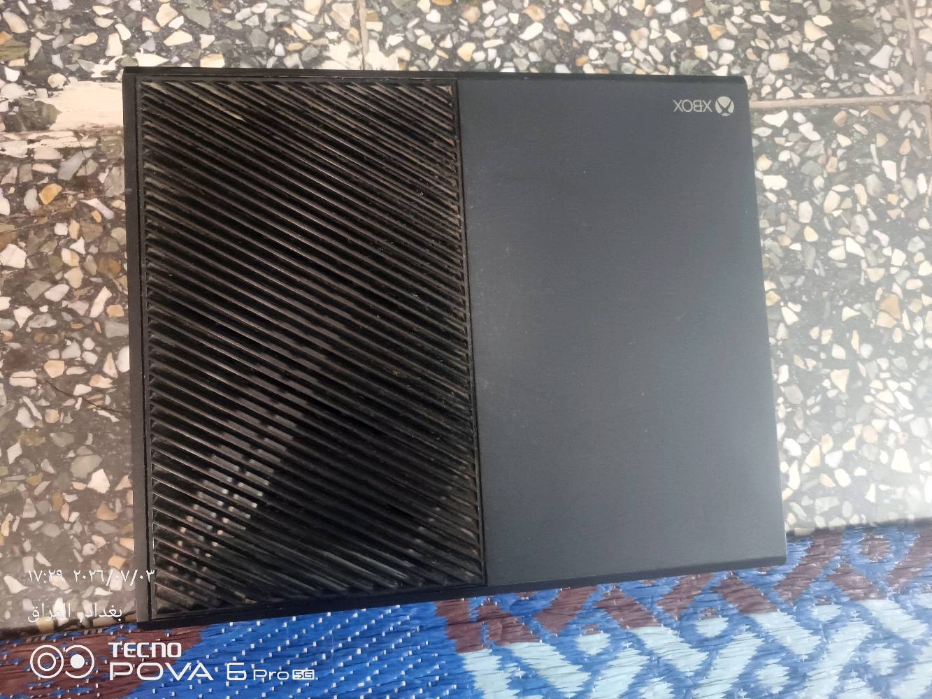 السلام عليكم شباب اكس بوكس وان فات (XBOX) للبيع جهاز نضيف او شغال بي أكثر من 41لعبه من بينهن الحرب العالميه الولا او ماين كرافت او رزدنت ايفل 2 جهاز شغال نضافه90٪السعر 120الف او بي مجال