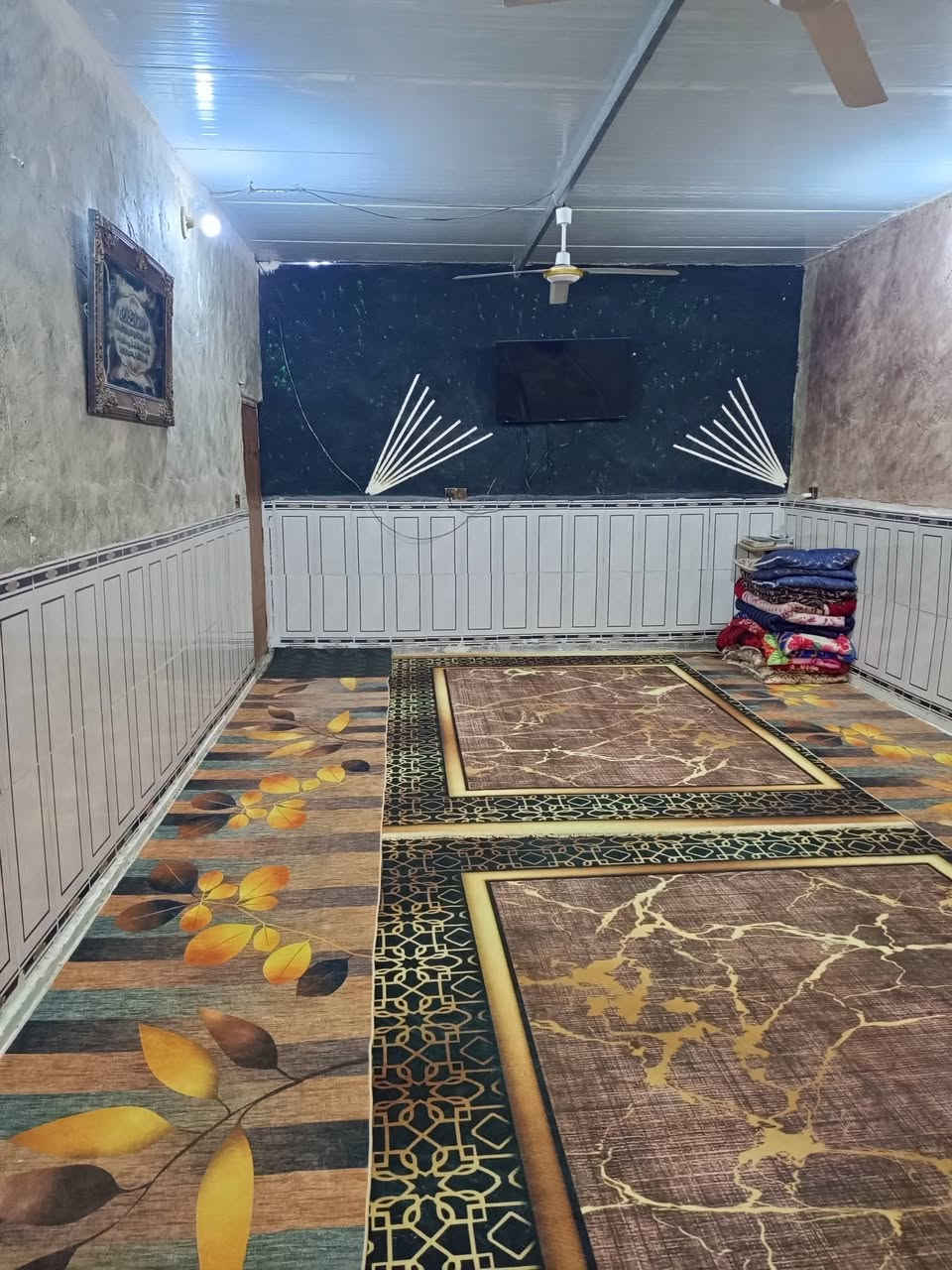 السلام عليكم
بيت  زراعي سند ٣٥ للبيع البيت مساحة ٥٠٠متر 

البيت بي ٣غرف وصاله كبيرة واستقبال كبيرة 

ومطبخ وحمام
وحوش كبير
وبي محل 
الصكف سنتويج

العنوان بغداد الكرغولية السايد الواحد شارع معرض دبي

الشراي يتصل على هذا الرقم *********** رجائن الشراي يتصل
