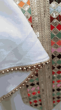 للحجز والاستفسار الاتصال على الرقم
***********
