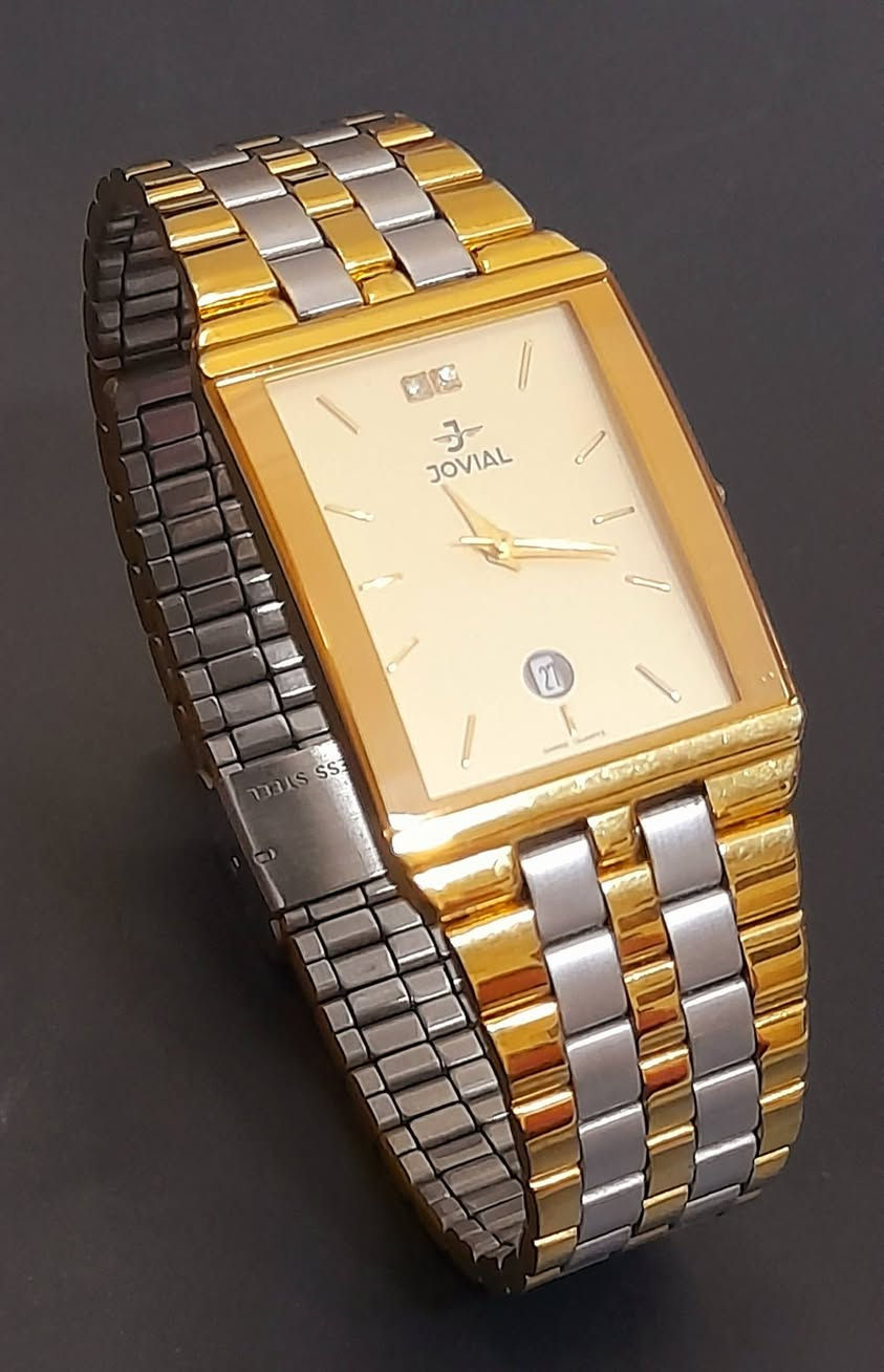 Costa silver 💥 
جوفيال سويسرية  اصليه  كوارتز  كلاسيك  بطاريه  طلاء دهب  عيار  ٢٢ بلزقه  الفابريكا  بالعلبه الاصليه  حاله  ممتازه  كما  هو  موضح  بالصور  😍😍
📌العنوان: طنطا شارع المديرية.
                 طنطا شارع الجلاء
جنوب سيناء. شرم الشيخ .السوق القديم مول تيران محل ٨٠
للتواصل والإستفسار على رسائل الصفحة أو واتس 01000188248

متاح شحن جميع المحافظات.
الدفع فوري .فودافون كاش أو عند الاستلام 

#كوستا_للفضيات #فضه #انسيال #احجار_كريمة #دلاية #Costa_sliver #silver_jewelry  #silver #ring #bracelets  #stones #gemstone #sale #watches #swisswatches #silverstone  #gift #Pandora 
#Fashion #fashionlover  #pandent  #sterlingsilver #pearls #jewelryfactory #manufacturer #silvermaker #daily #jewellerydesign


**إذا كنت صاحب هذا الإعلان وتريد حذفه لأي سبب، رجاءا أرسل رسالة إلى الدعم الفني**