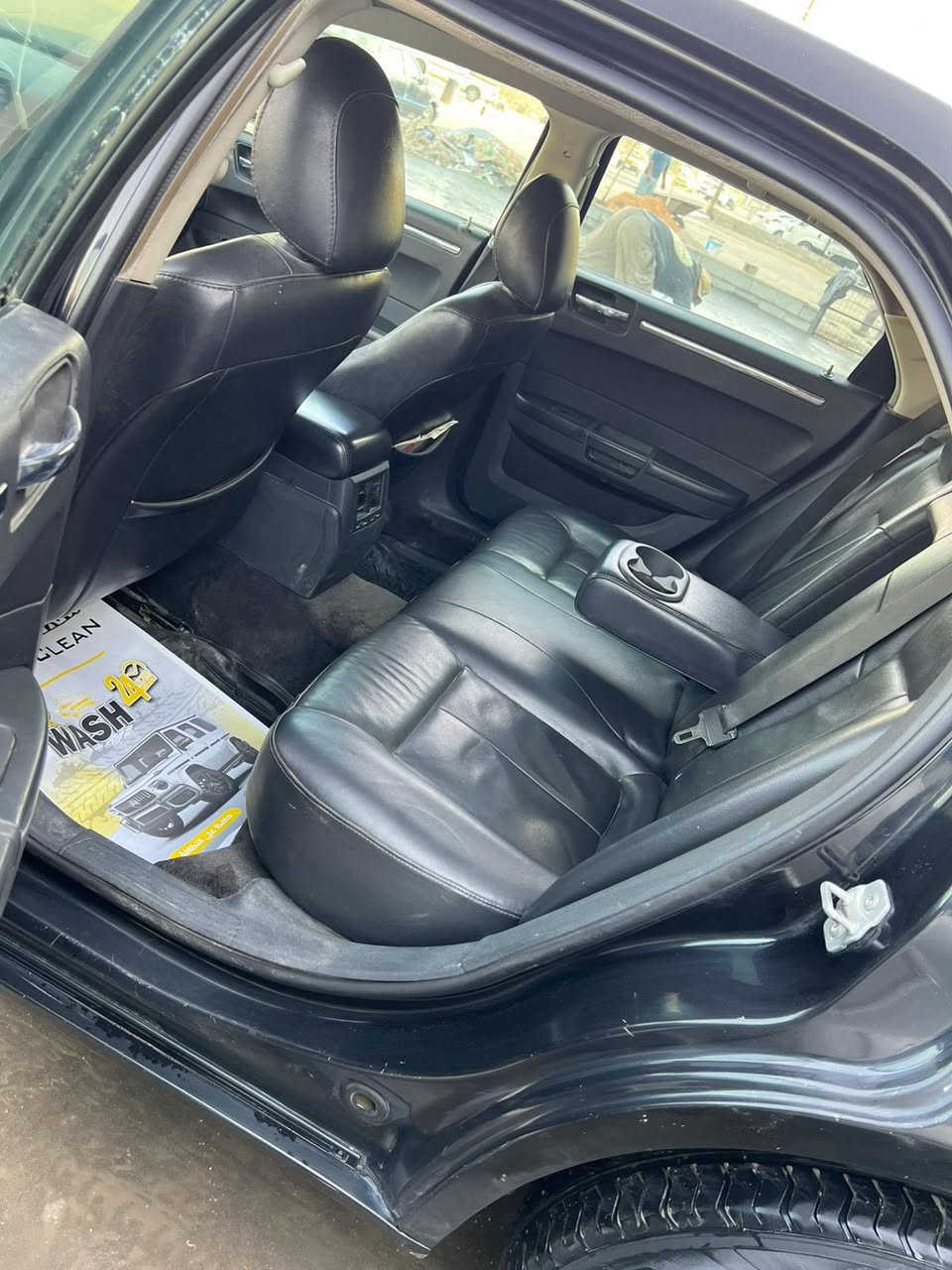 اوباما موديل 2010 امريكي بيهه قطعه جاملغ خلفي سياره مال بيت الله شاهد ربع متصرف عليهه   تبريد صدر كله جديد وكاله تريد تحويل ثاني يوم  مكاني الدوره السعر 115بيهه مجال اذا مراوس هم عادي 
اي سياره 
رقم مبايل ***********
***********
