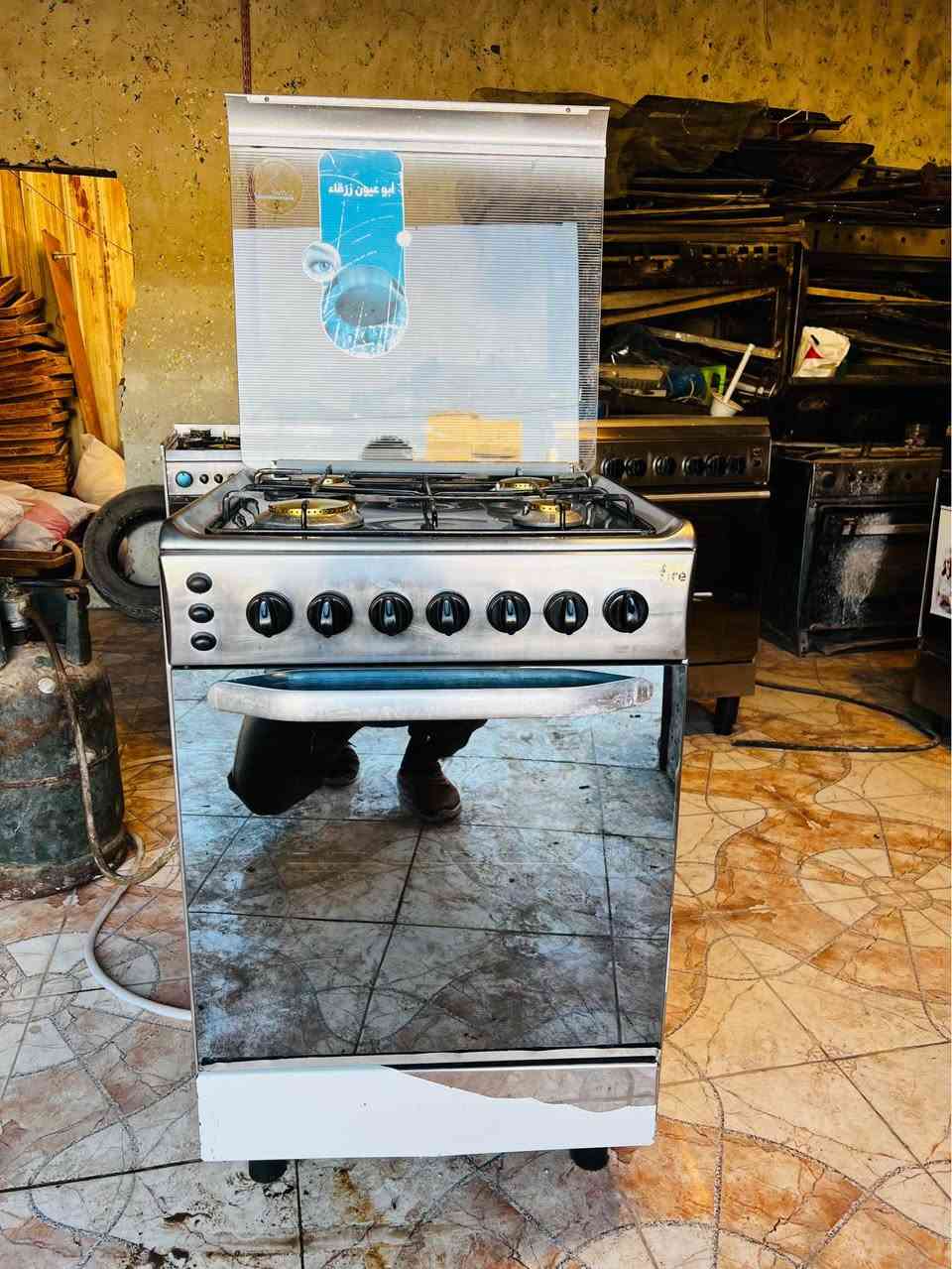 طباخ فرش مصري العين الزرقاء 
4اعيون اخو الجديد كله كامل وشغال 
4عيون وفرن فوك وجوه 
سعره 150
واكو مراوس عدك طباخ قديم دزلي صوره
واتساب *********** النجف, العراق
