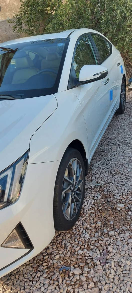 السلام عليكم
هونداي النتره. موديل 2020. )( السعر خاص ***********.رقم صاحب السياره))(مكلف)
فول مواصفات تحكم جهتين كشنات جلد مصابيح عمياء جنطه ذكيه كاميرات اماميه خلفيه حساسات اماميه خلفيه. كفاله السياره من كلشي. مكانه نجف. السياره مال جناي
