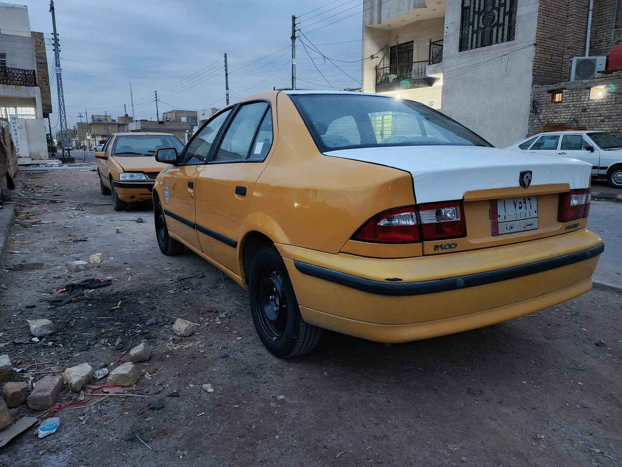 سلام عليكم سمند موديل 13 سنويه جديده رقم نكليزي باقي على استلام لوحات مكفوله كفاله عامه فقط جاملق امامي صفحت سائق تبديل مكينه كير مكفولات تبريد تدفاء حداديه تخم تأير سياره جاهزه على اخر حبابه رقم ميسان مكان ميسان حي نهاوند سعرها 38 بيها مجال كلش بسيط حك جيه سياره مال جناي اي ستفسار اتصل بيك خير تدلل
***********
