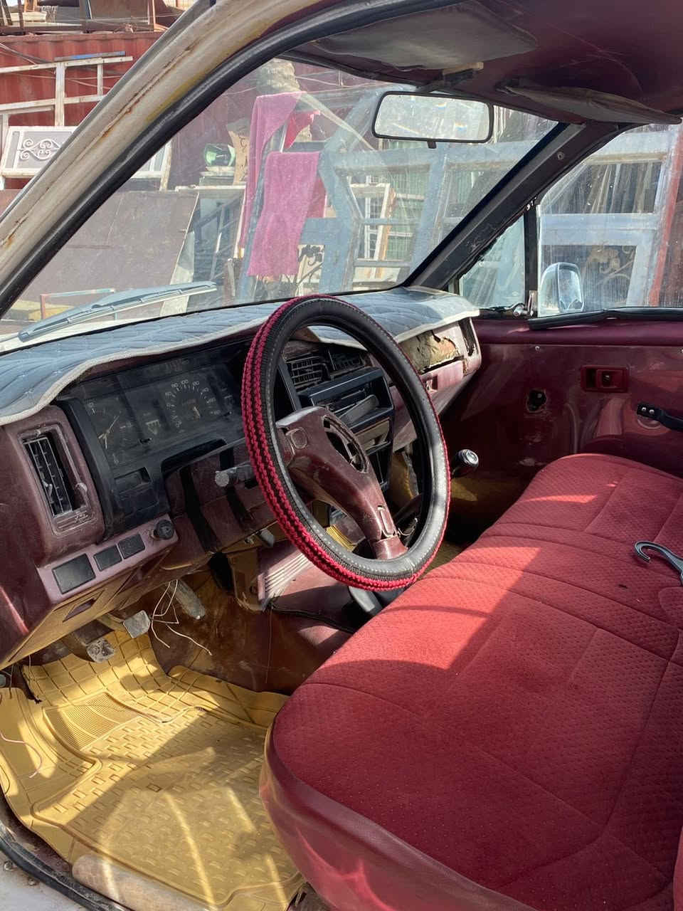 لام عليكم نيسان داكسن موديل ١٩٩٣مصبوغه عام رقم انبار مشروع وطني التفاصيل اتصال عل الرقم 
***********
السعر ٣٥وبي مجال 
مكلف بل نشر ؟
