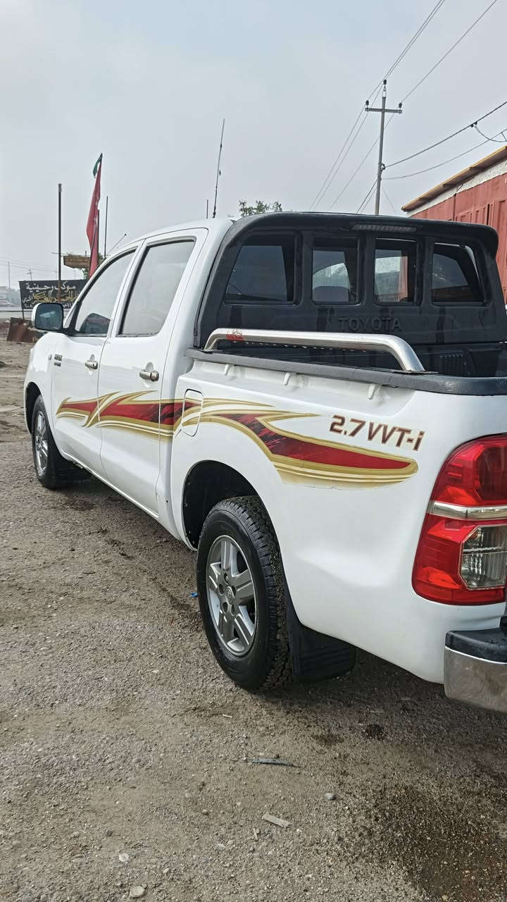 السلام عليكم
فلاونزا 2010 كويتي رقم بصره انكليزي باسمي جاهزه من كلشي حداديه كهربائيات تخم تاير كله جديد السعر 145 وبي مجال بسيط‏ الاستفسار ***********‬‏
