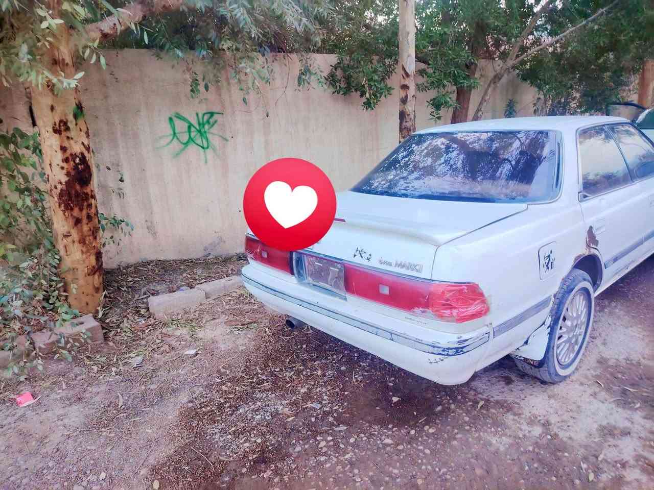 سلام عليكم  سياره مارك موديل 92 للبيع سياره رقم صلاح الدين انكليزي تحويل مباشر سياره كما موضح بالصور لونه ابيض بلاديه سياره كير ومحرك لا تنقيص ولا تبخير كهربائيات كلها شغاله الصدر امامي وخلفي بحاله جيده تايرات جدد تبريدو تدفه شغال سياره ما جناي
مكاني صلاح الدين قضاء الضلوعيه
السعر 40 وبيه مجال الطيبين اتصل وادلل ***********
