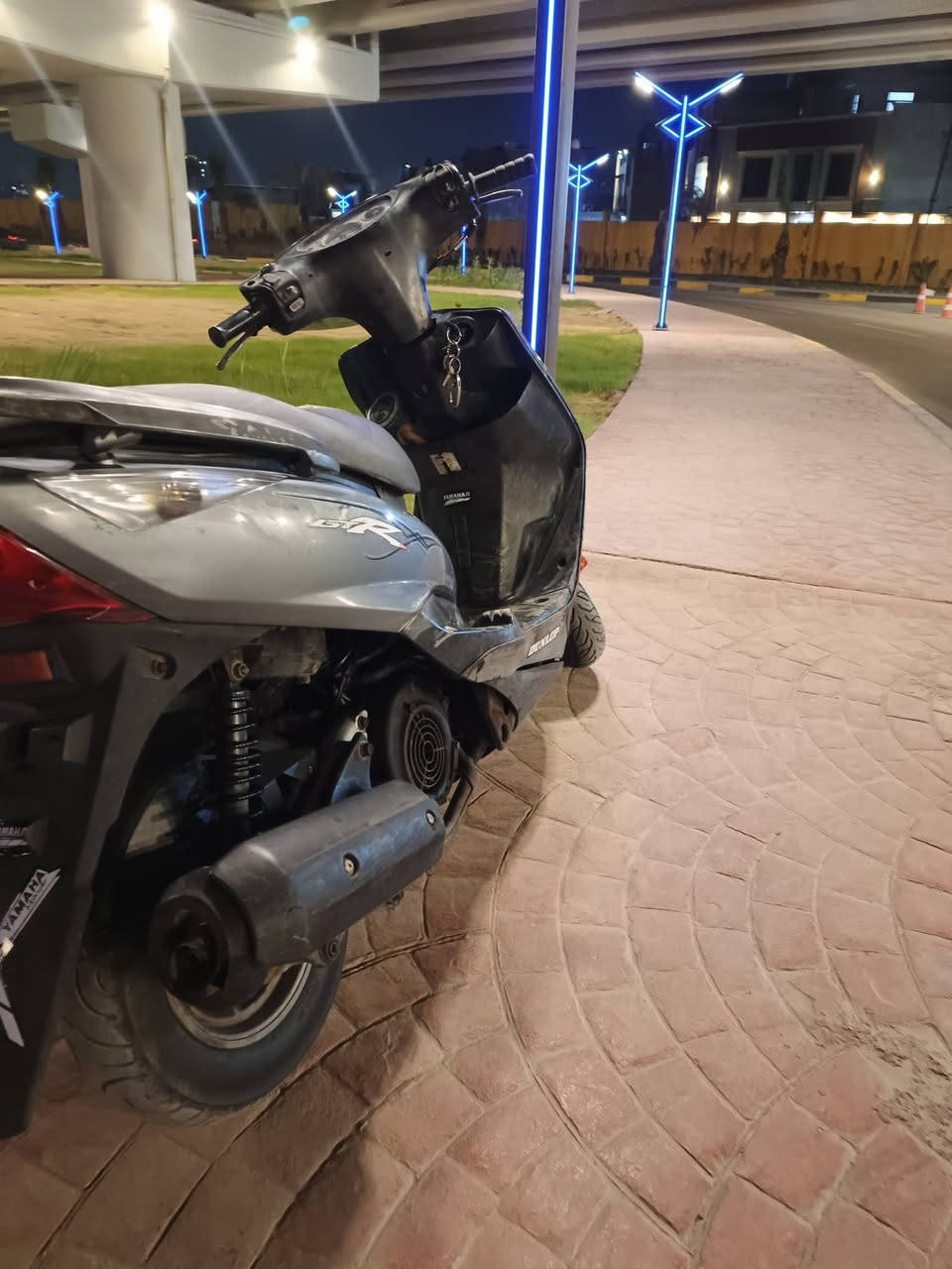 السلام عليكم دراجه ماكس ثعلب للبيع  الدراجه شوفت شوفت عينكم نضيفه دراجه مال والدي لامتعوبه ولا هاي ***********
