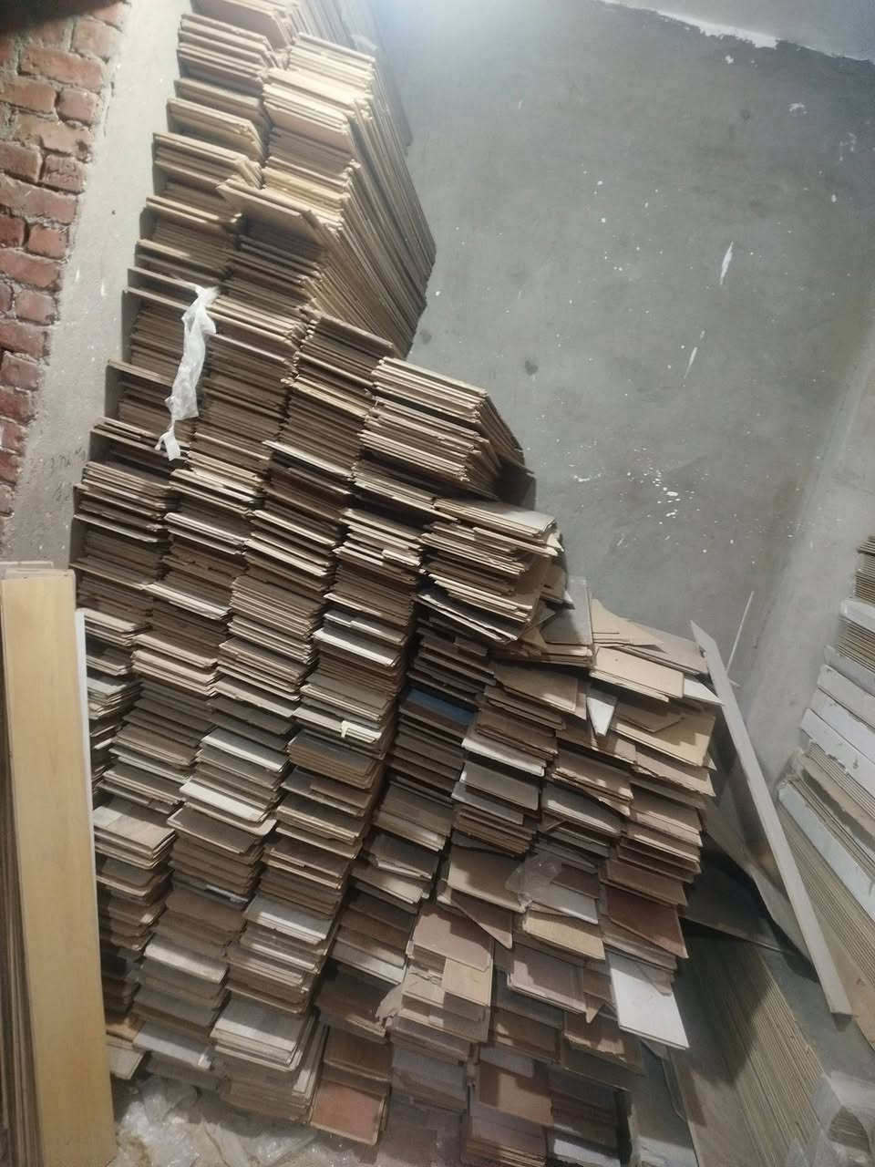20طن باركيه للركن للبيع سعر الطن 4000ج للكميا كلها 01148233585 شبرا الخيمة


**إذا كنت صاحب هذا الإعلان وتريد حذفه لأي سبب، رجاءا أرسل رسالة إلى الدعم الفني**