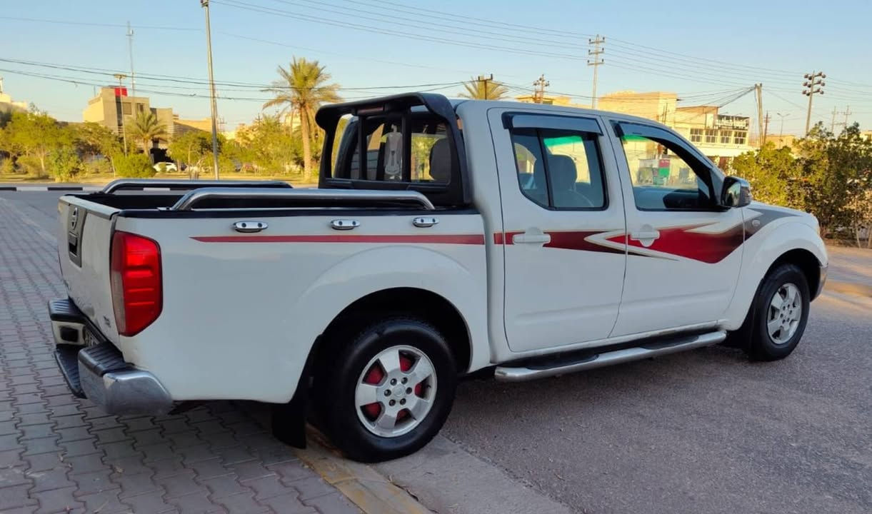 سلام عليكم للبيع بيكم نيفاره كفاله ضربه وتبديل الغايه2029 رقم نكليزي سعر 90 ستفسار أكثر *********** عنوان سياره كربلاء موديل 2010  سياره جديده وجاهزه من كلشي  كير محرك بلاد رقم بغداد نكليزي تبريد ثلج حداديه تخم تاير تبريد سياره جديده
