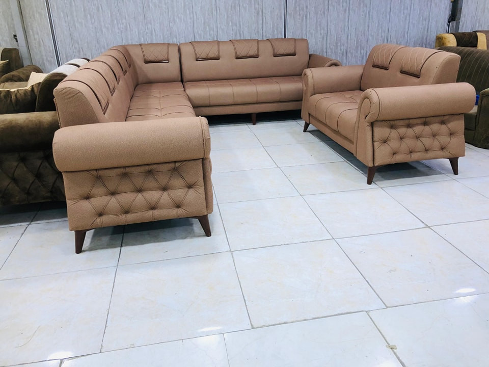 متخصصون بعمل الكونر والديوان المودرن والملكي 
وحسب طلب الزبون من اقمشه وخشب واسفنج.
وعدد وقياس 
العنوان الفرع الاول المعمل  بغداد الجديده 
الفرع الثاني كوت الهوره قرب مطعم كباب جبوري 
تتوفر خدمة توصيل لكافه المناطق و المحافظات العزيزة 
للحجزوللأستفسار مراسلتنا أو الاتصال على الرقم التالي 
***********
