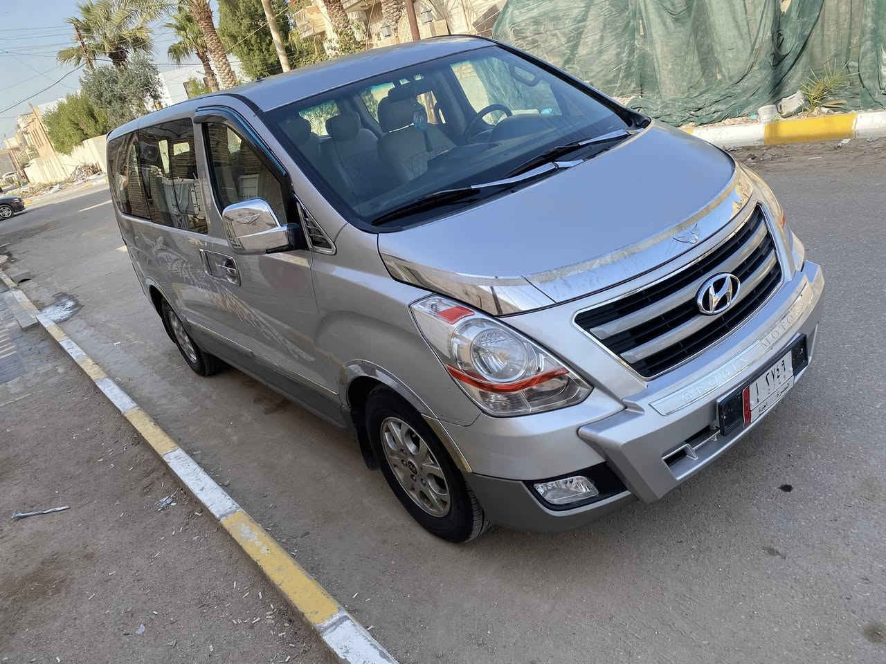 سلام عليكم ستاركس للبيع مفتوح محوره مسكر موديل 2009 كير اوتماتيك رقم بصره الماني مشروع وطني السعر 138 وبيها مجال مكان السياره ناصريه مركز 
***********
