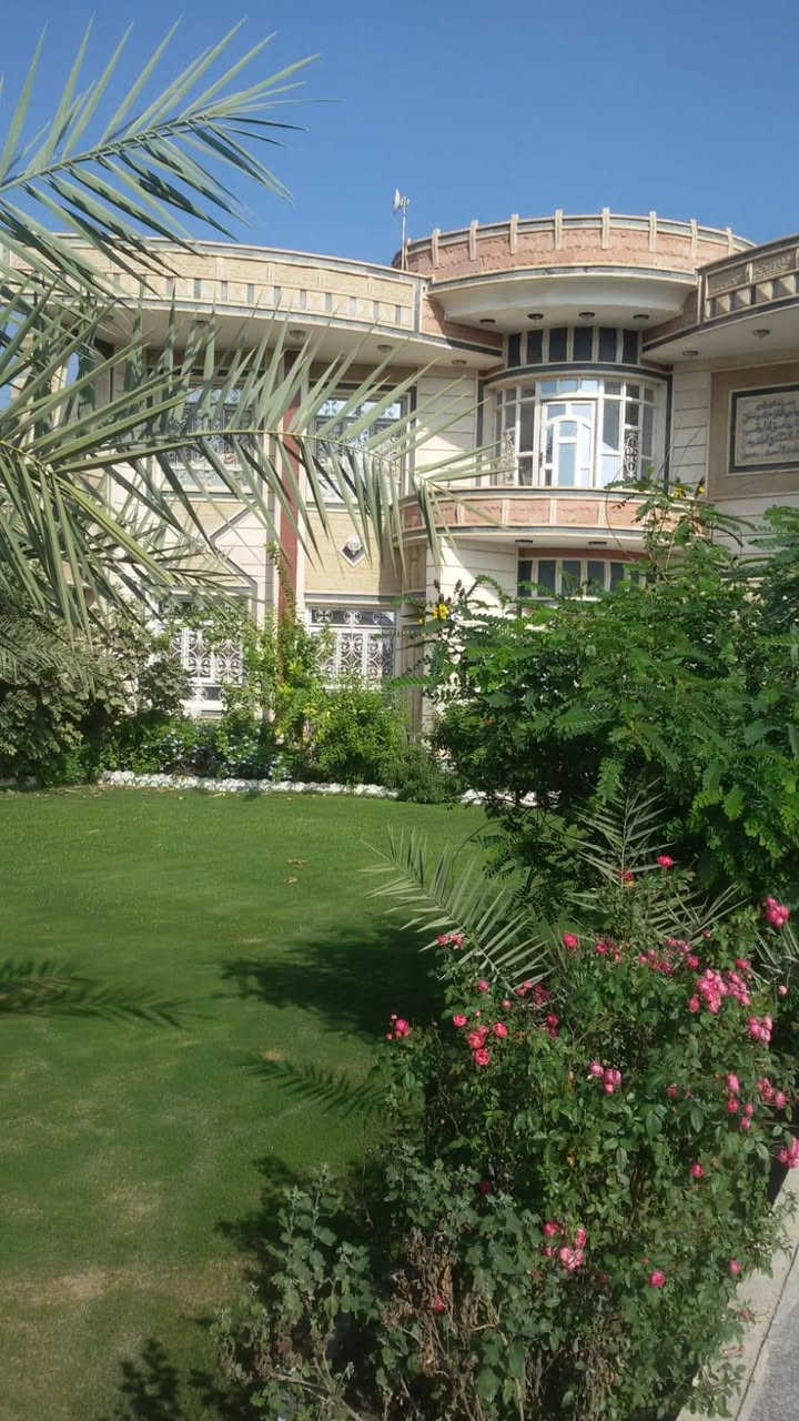 فله للبيع
المساحه 600
الموقع ورديه /شارع المشجر /١٠٠ متر لشارع ورديه
كما موضح بل صور
طابق الارضي غرفتين نوم وهول استقبال ومطبخ وصحيات وكراج وحديقه
طابق ثاني غرفتين نوم وهول
بناء فول
السعر اتصل وتدلل
طابو زراعي سند 25

مراجعه مكتب الأهرام لعقار والمقالات شارع 60قرب مجمع الضامن الطبي *********** بيه واتساب

